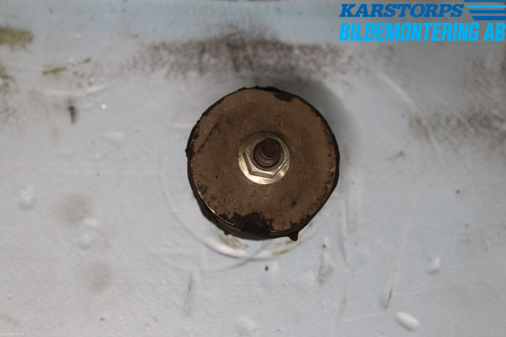 BMW 7 E65/66    00-08 Växellådskudde