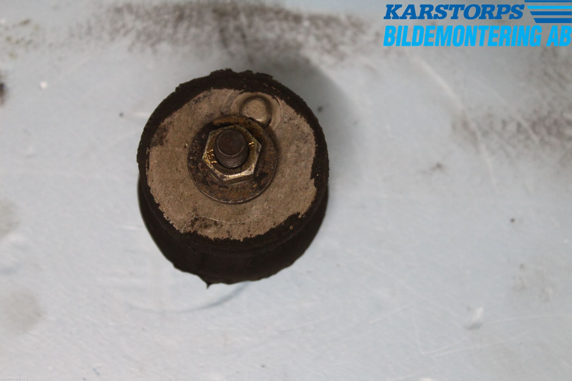 BMW 7 E65/66    00-08 Växellådskudde