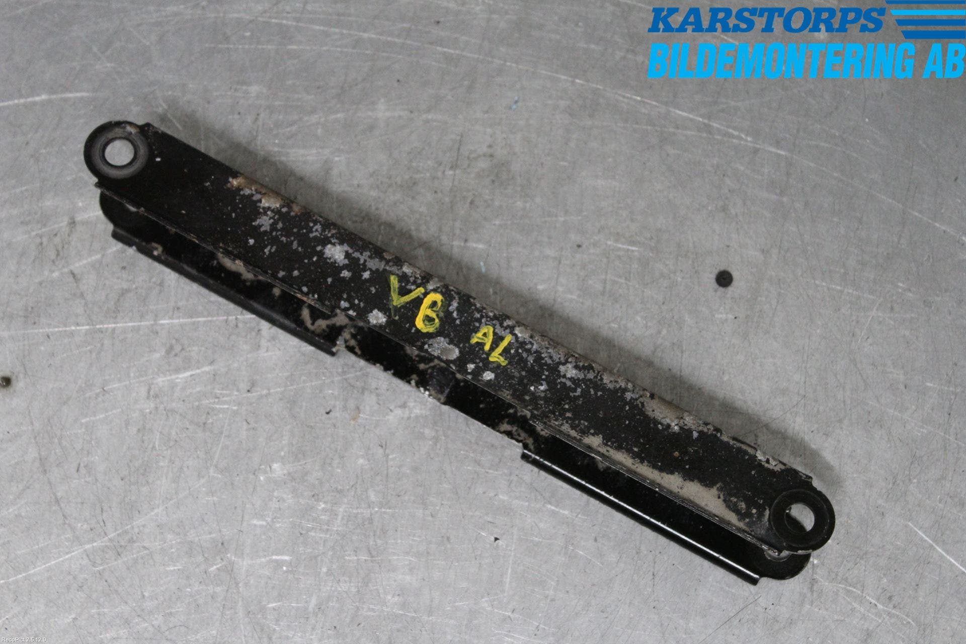 BMW 1 E87/81 5D/3D 03-11 Momentstag Bak