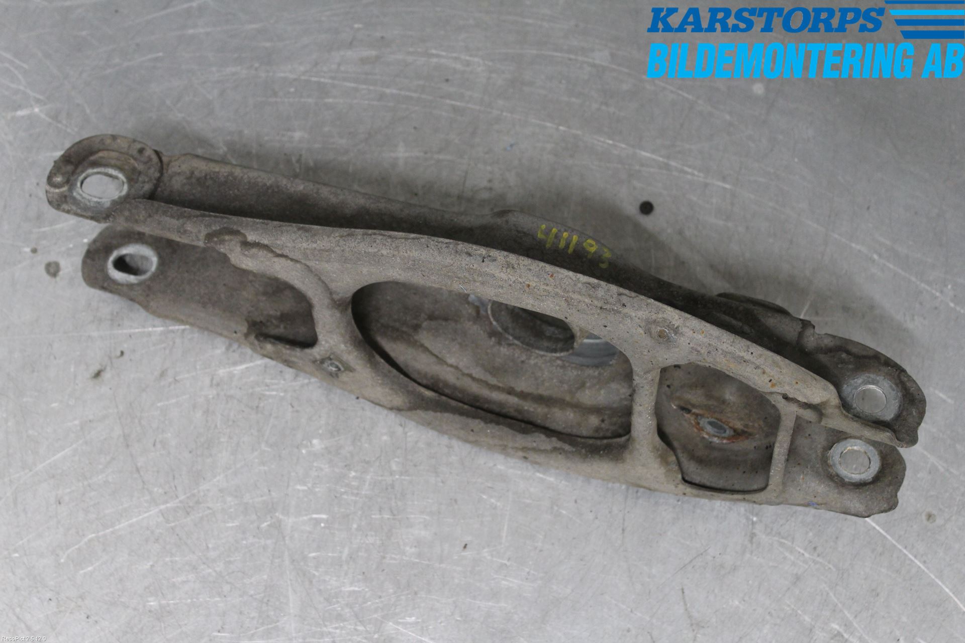 BMW 1 E87/81 5D/3D 03-11 Bärarm Bak Vänster