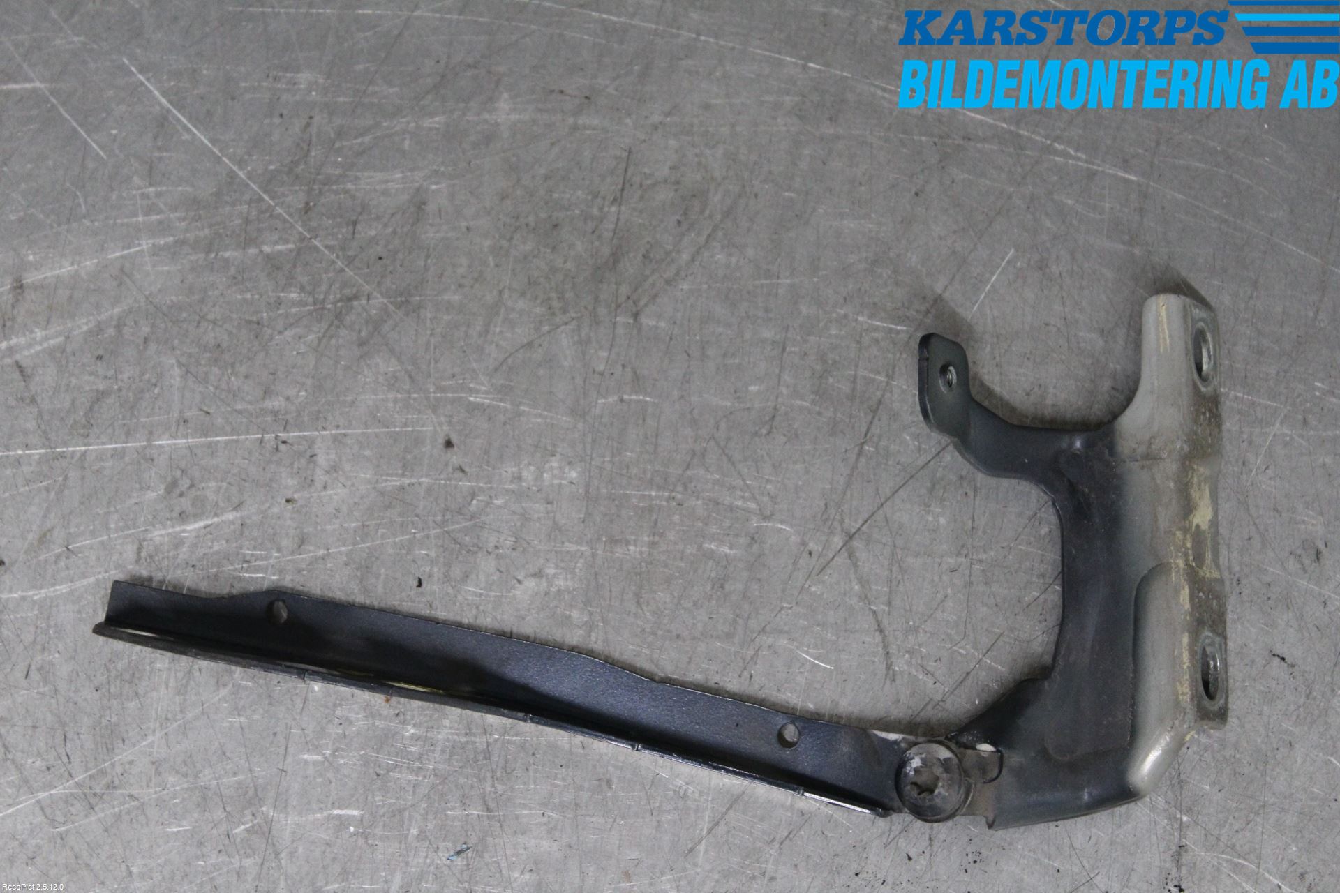 Volvo S40 04-07 Huvgångjärn