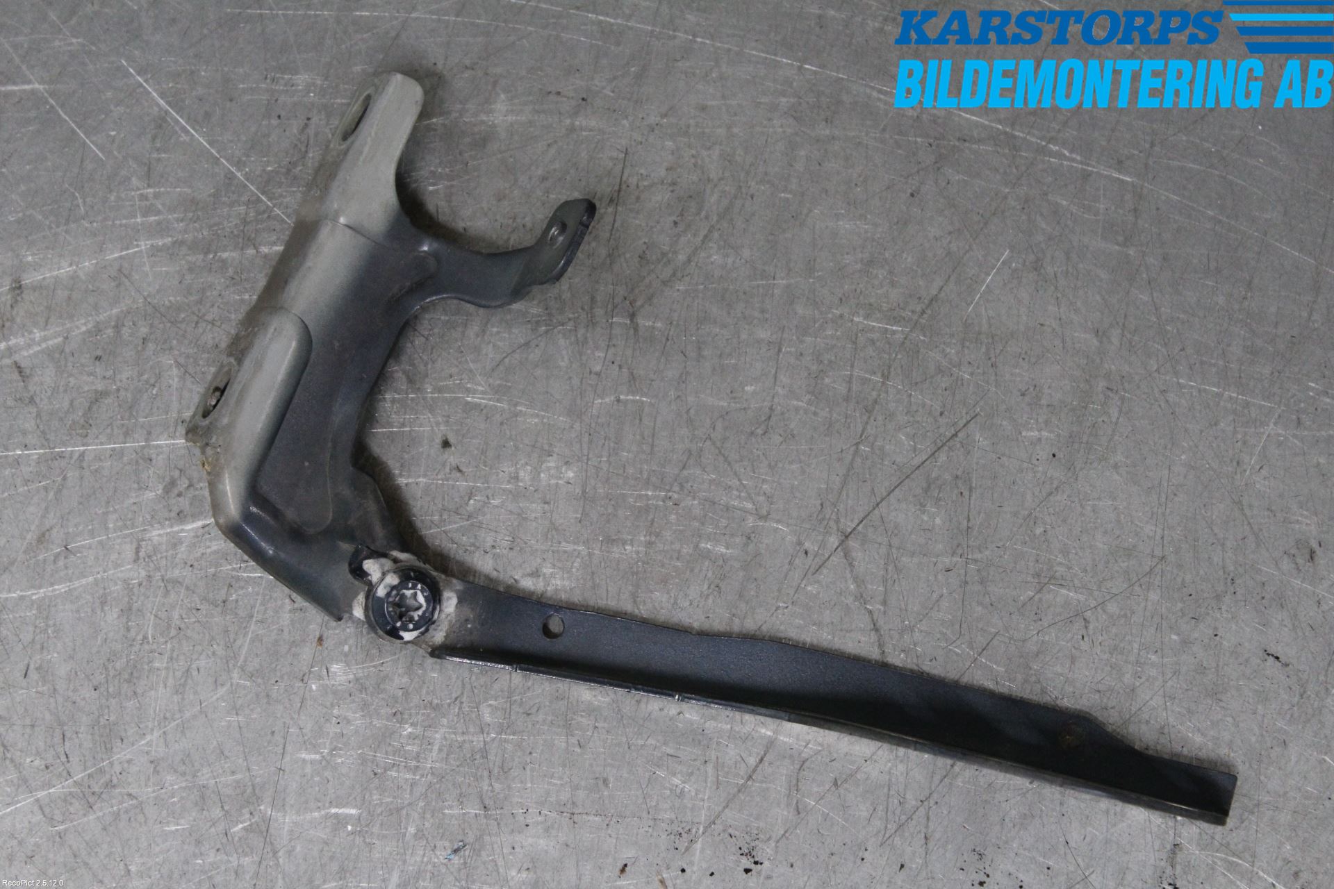 Volvo S40 04-07 Huvgångjärn