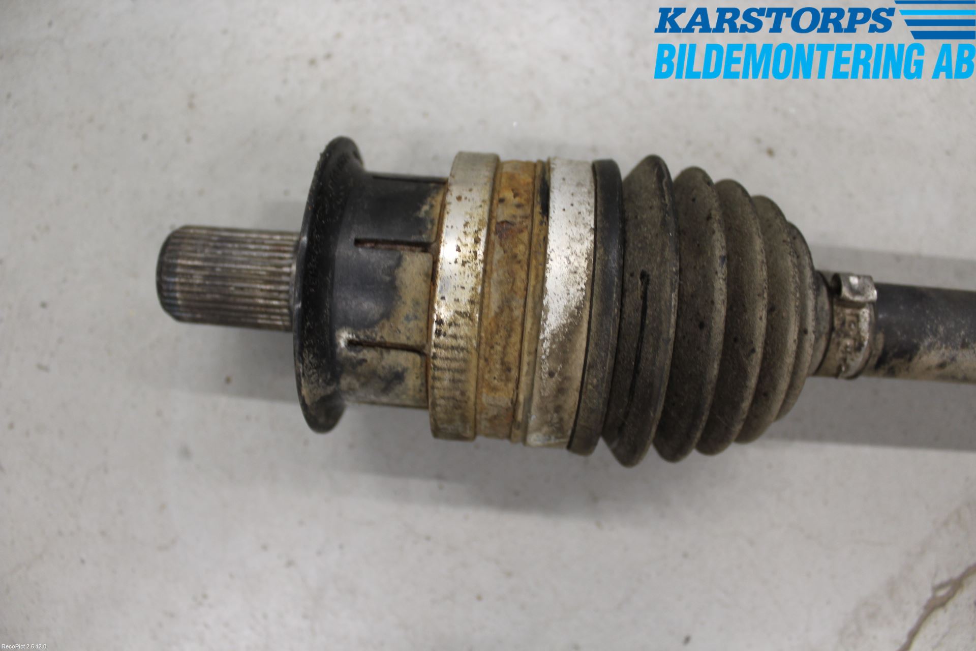 Volvo XC60 14-17 Drivaxel Bak Vänster