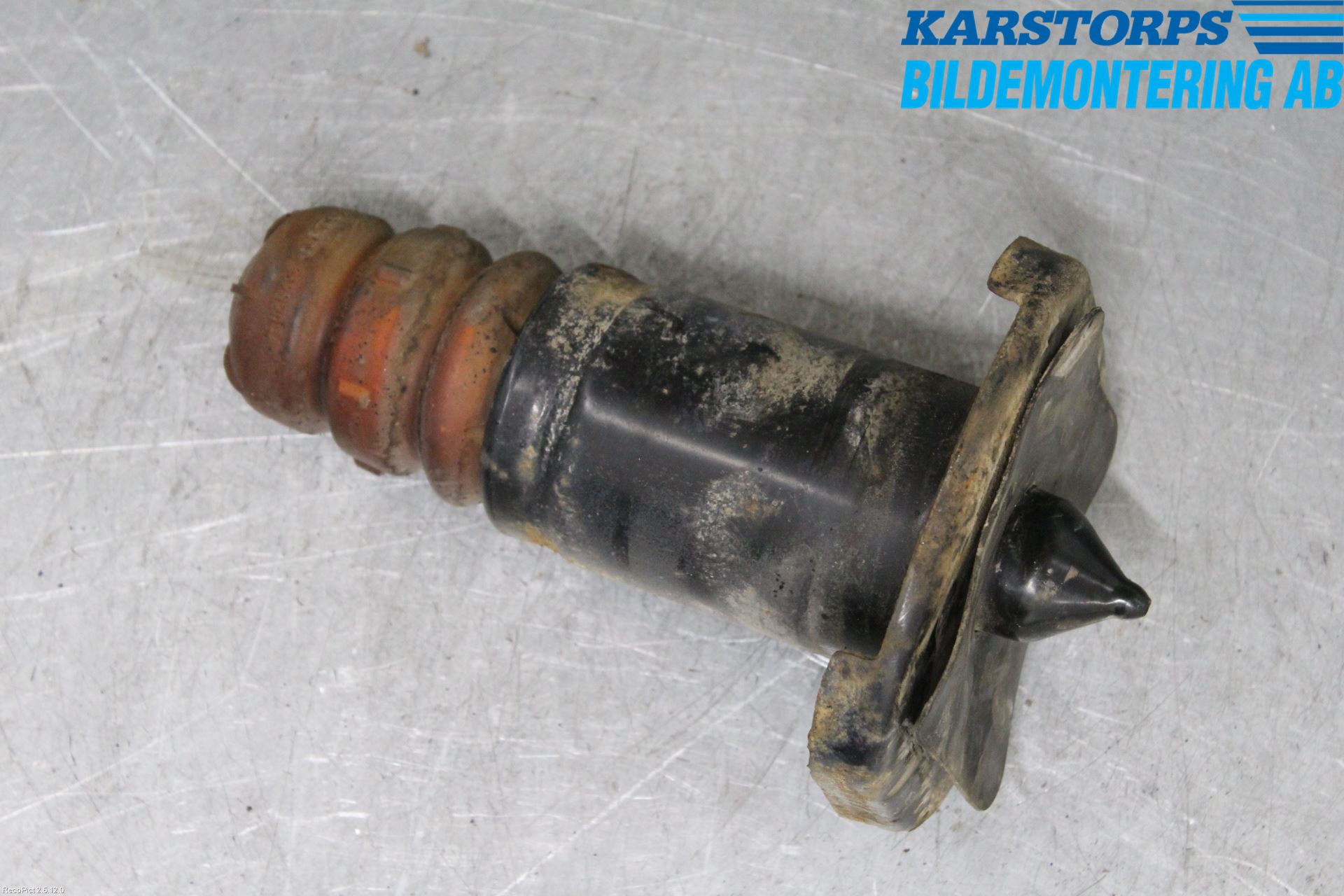 Volvo XC60 14-17 Bakvagn Anslagsgummi