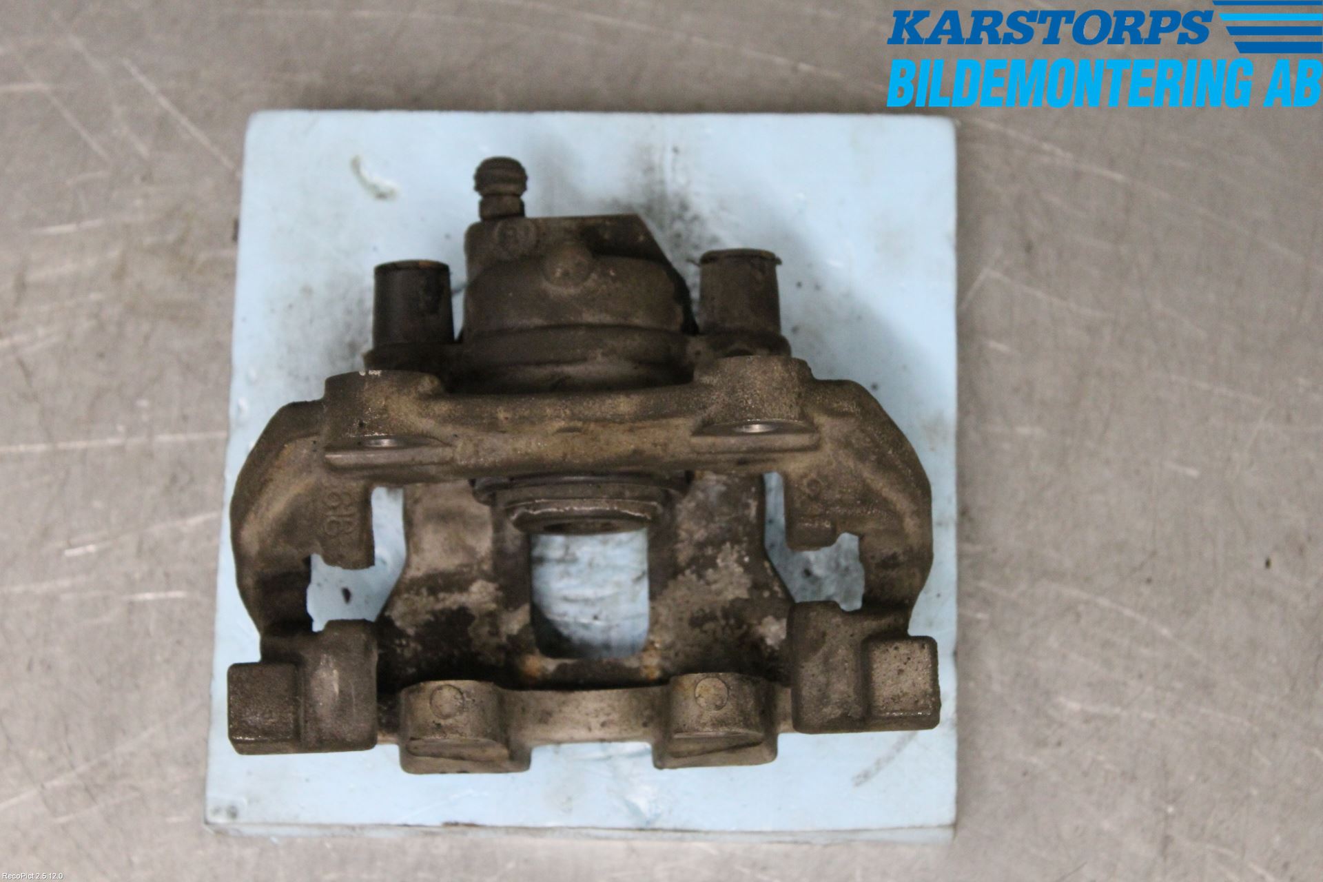Mercedes-Benz MB E-KLASS (W212) 09-16 Bromsok Bak Höger