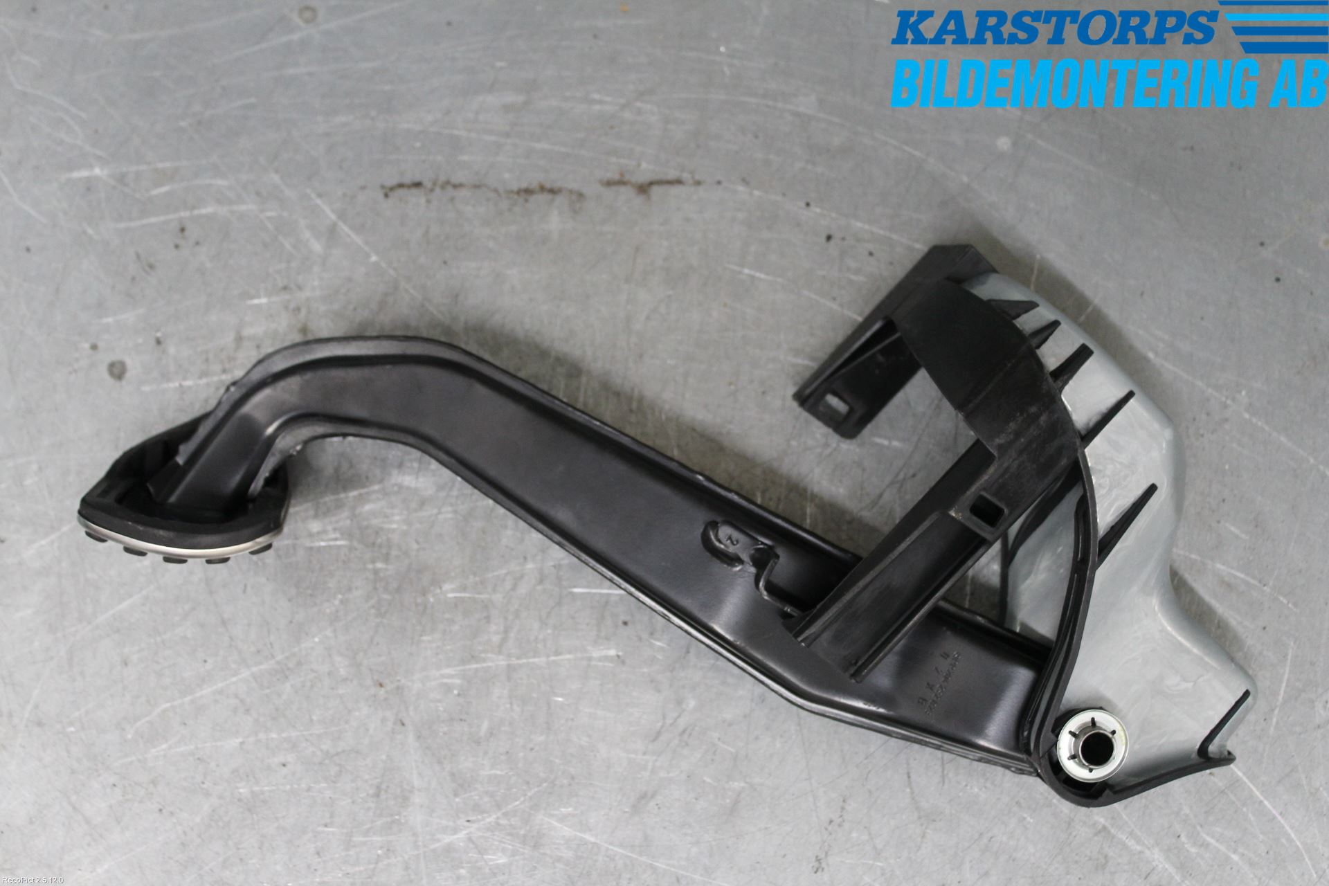 Mercedes-Benz MB E-KLASS COUPÈ/CAB(C207) 09-17 Bromspedal