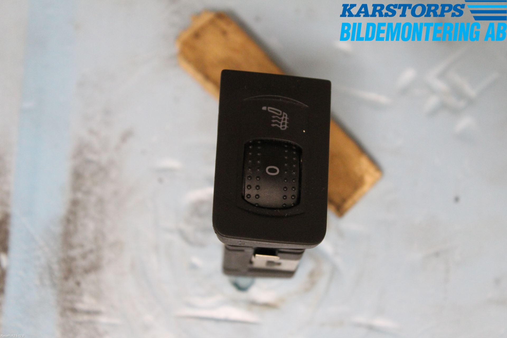 Volkswagen VW GOLF IV 98-06 Strömställare Stolvärme
