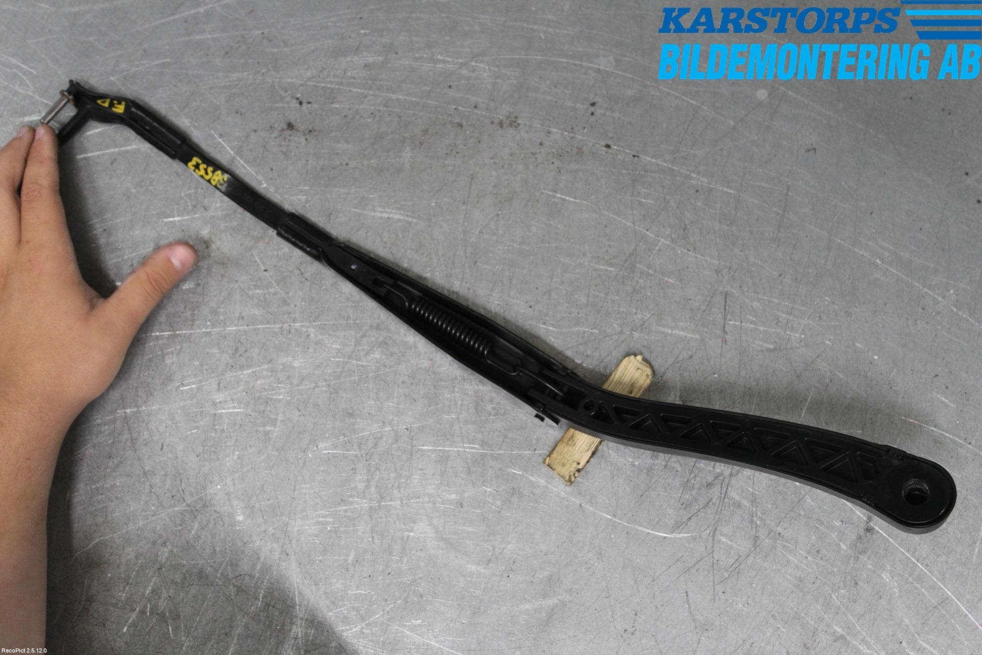 Mercedes-Benz MB E-KLASS (W212) 09-16 Torkararm Armar Vindruta