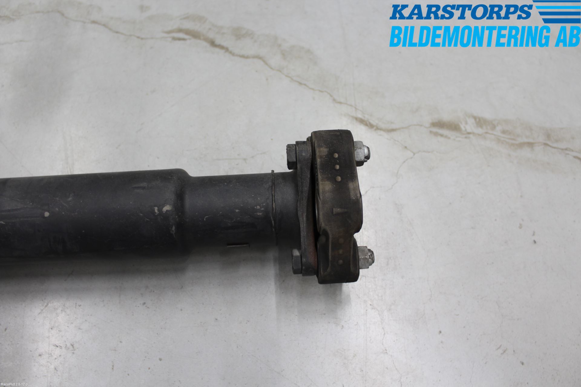 BMW 5 E60/61 Sed/Tou 02-10 Mellanaxel Komp