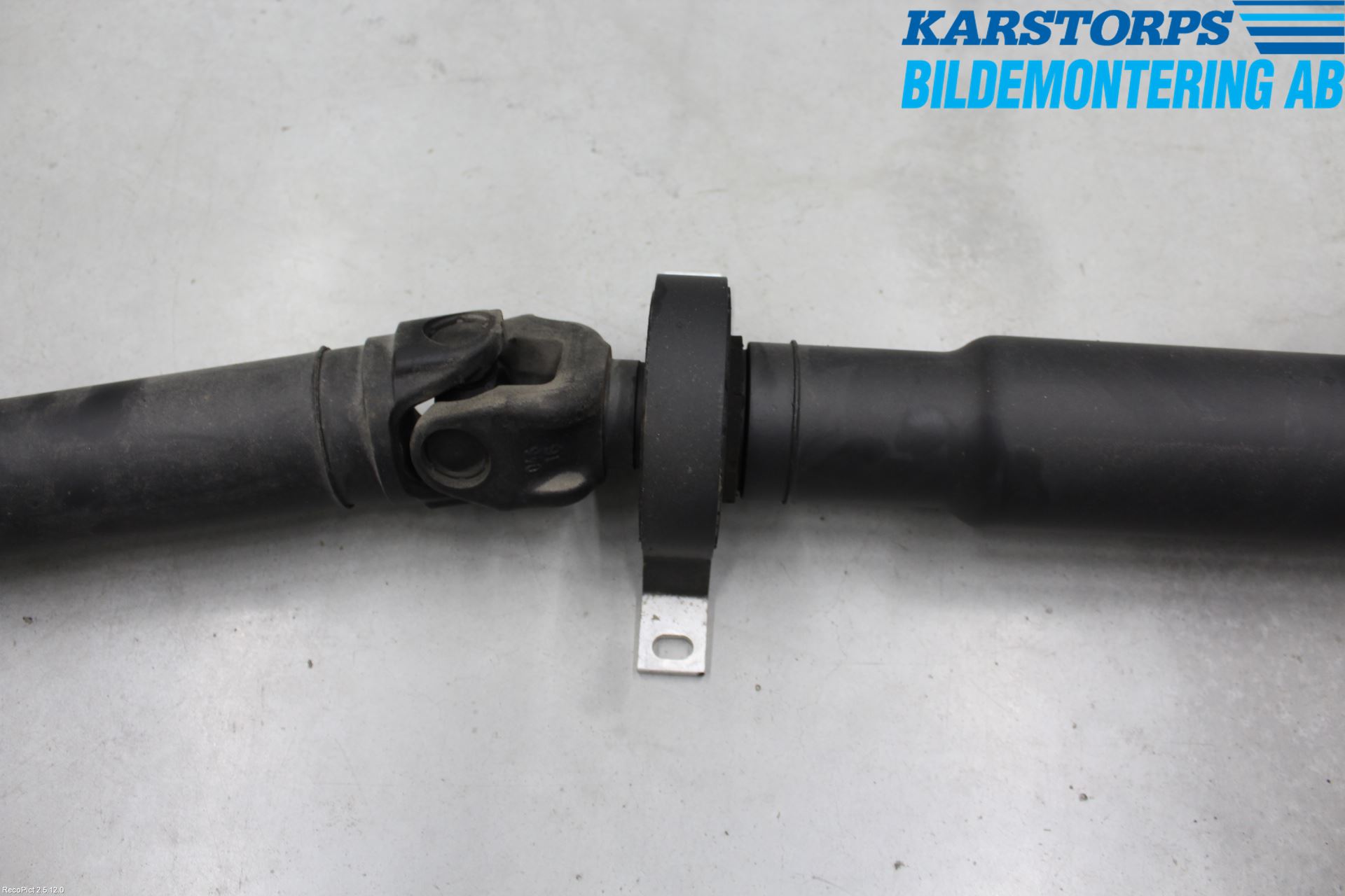 BMW 5 E60/61 Sed/Tou 02-10 Mellanaxel Komp
