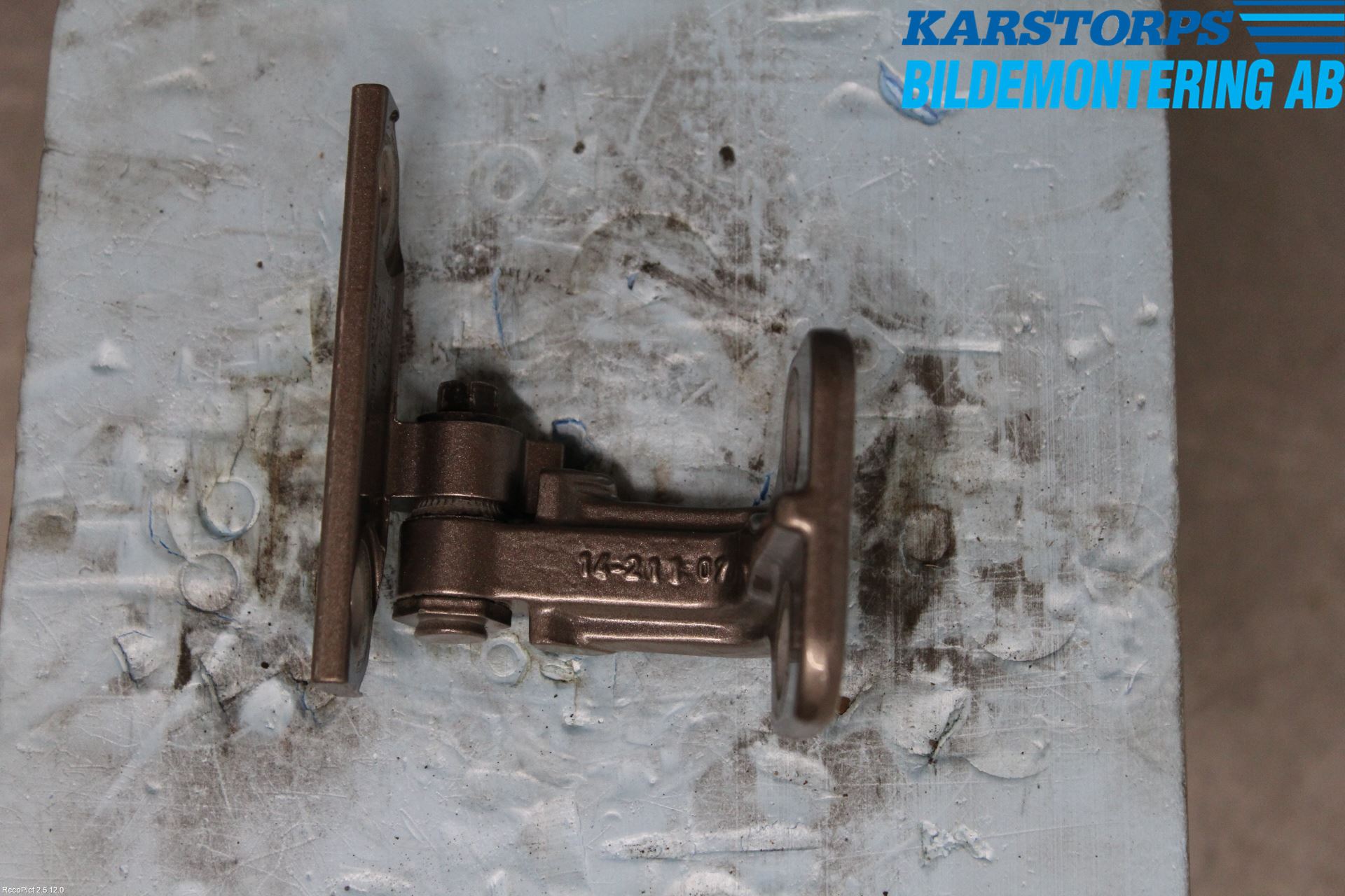 Jaguar XF 08-15 Dörrgångjärn