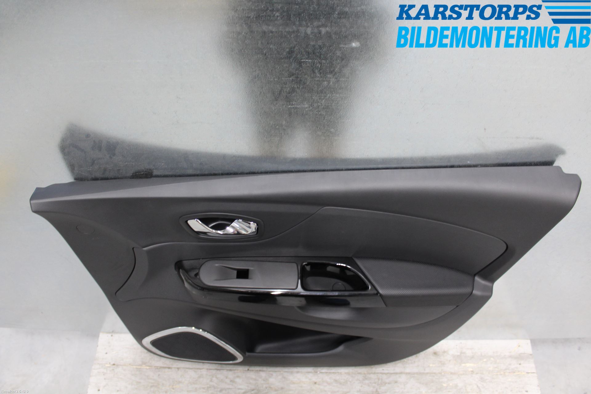 Renault CAPTUR 13-19 Dörrklädsel Hö