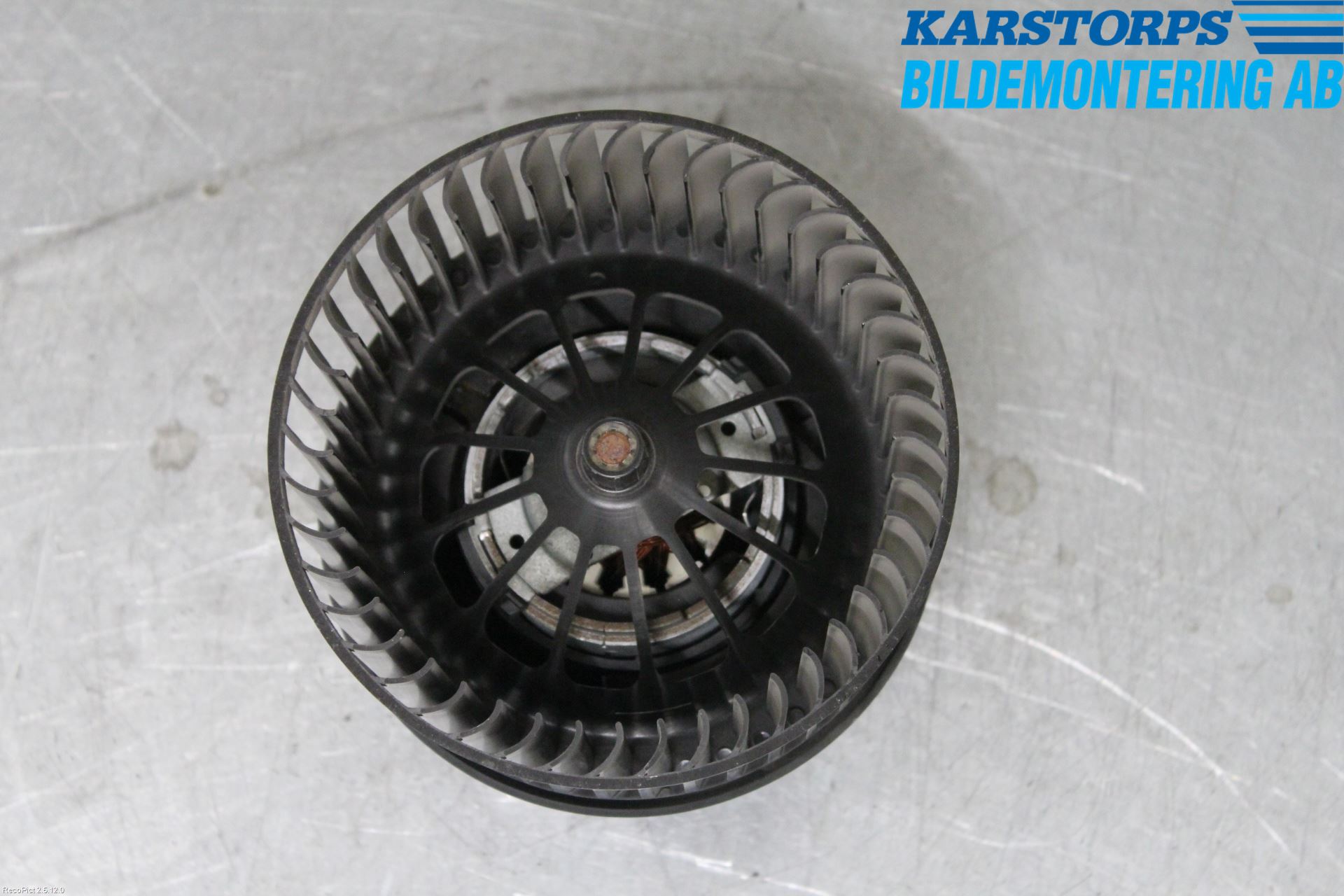 Volvo V40 12-19 Värmefläkt