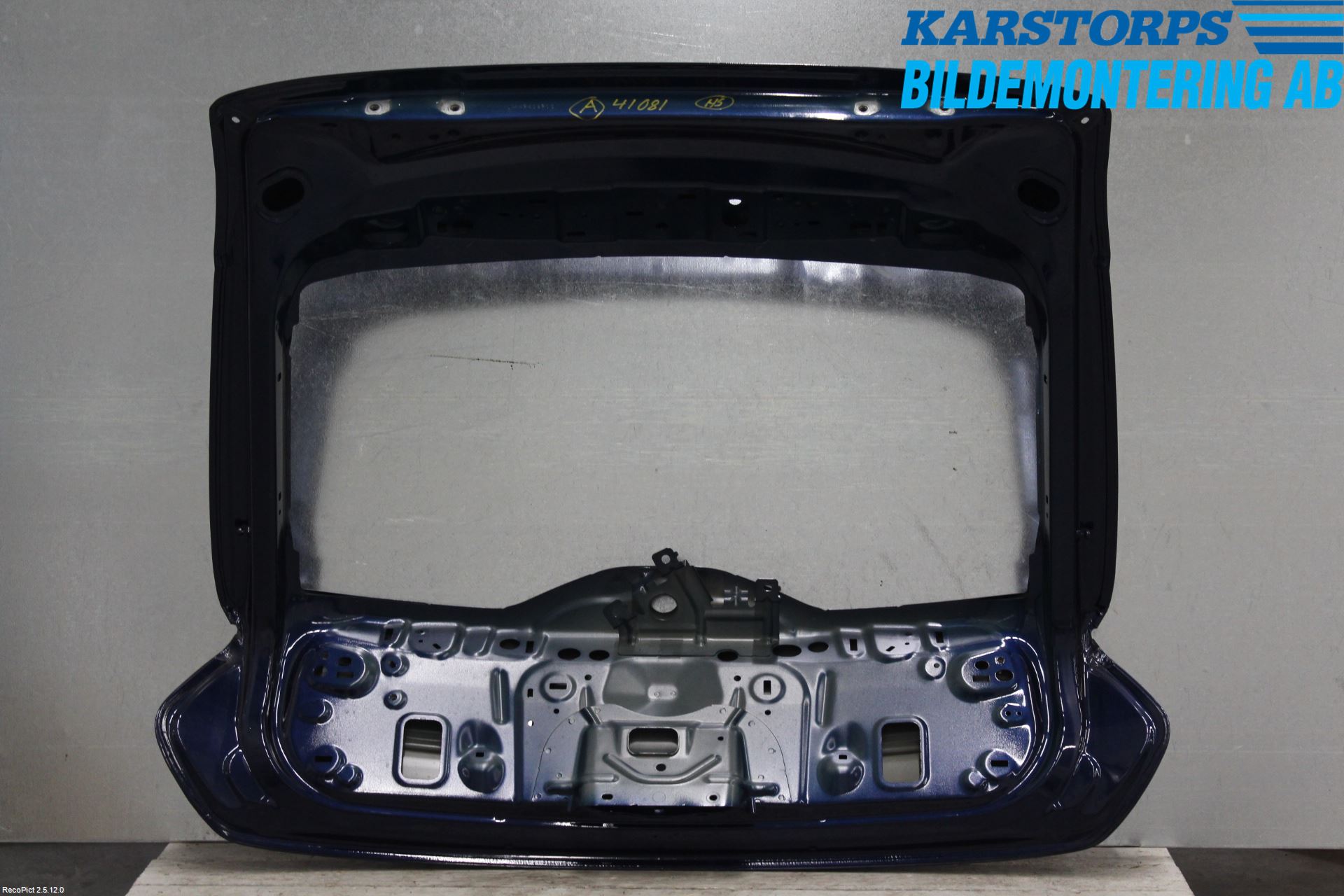 Volvo V40 12-19 Baklucka Kombi