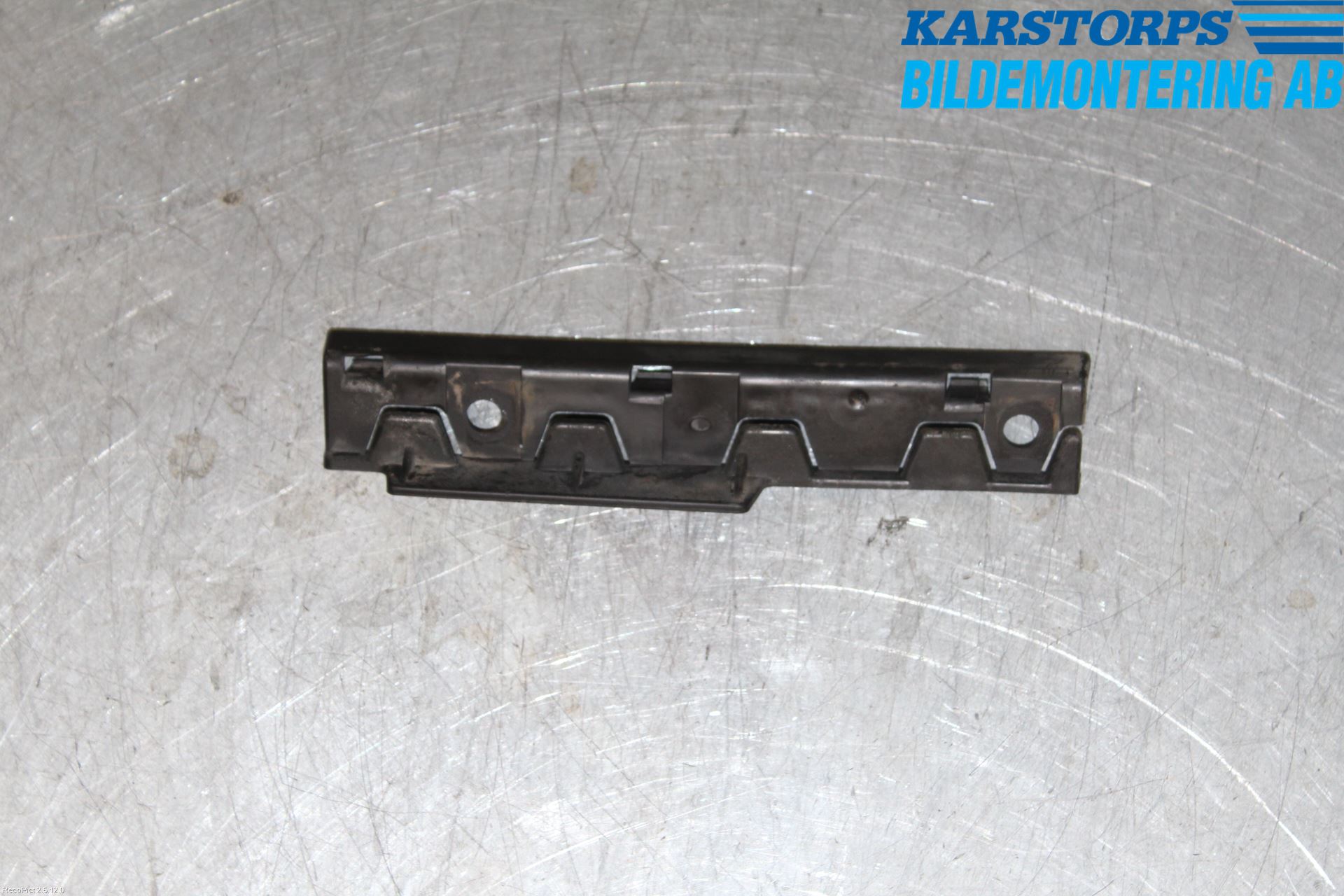 BMW 5 E60/61 Sed/Tou 02-10 Sidokjol Vä