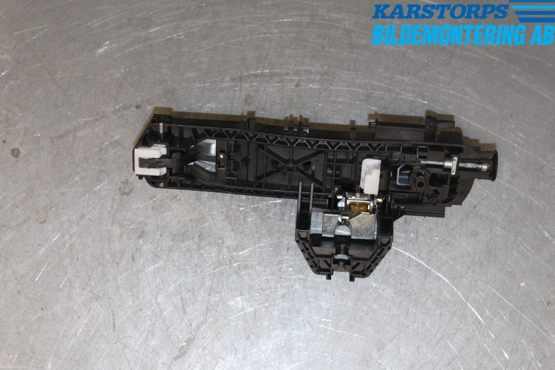 Mercedes-Benz MB E-KLASS (W212) 09-16 Dörrhandtag Yttre Hö