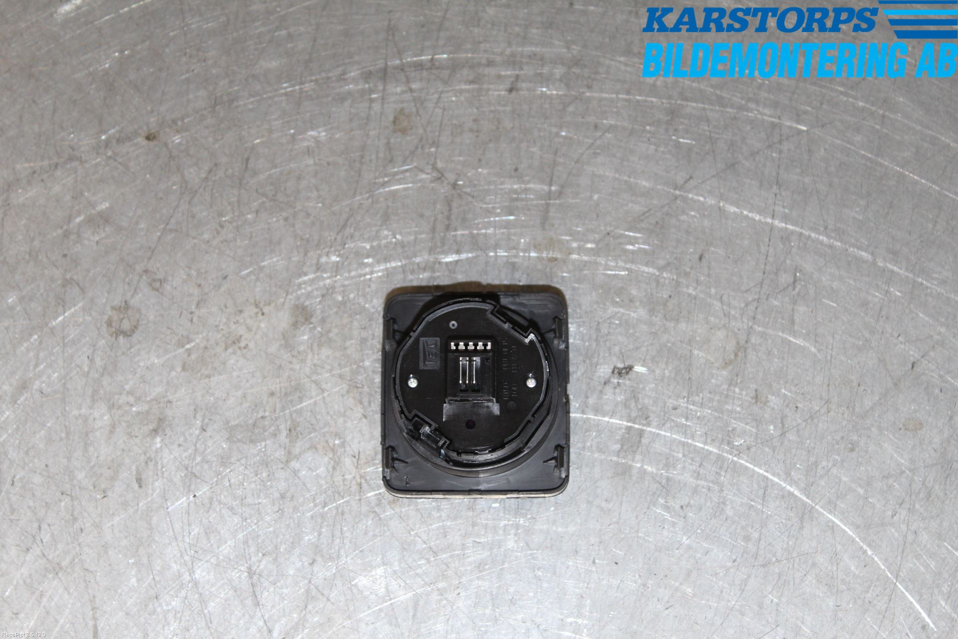 Isuzu D-MAX Strömställare Diffspärr