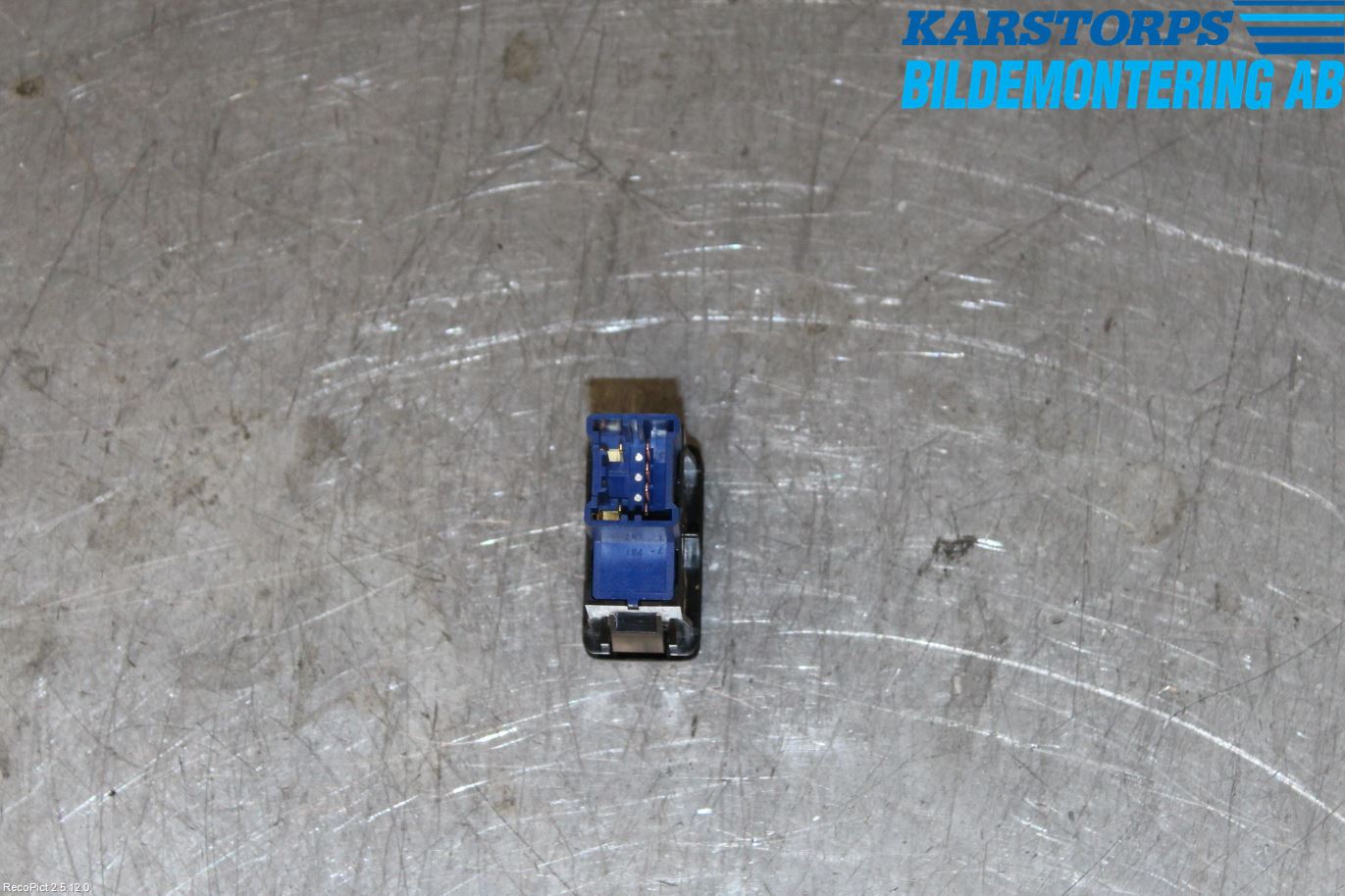 Isuzu D-MAX Strömställare Stolvärme