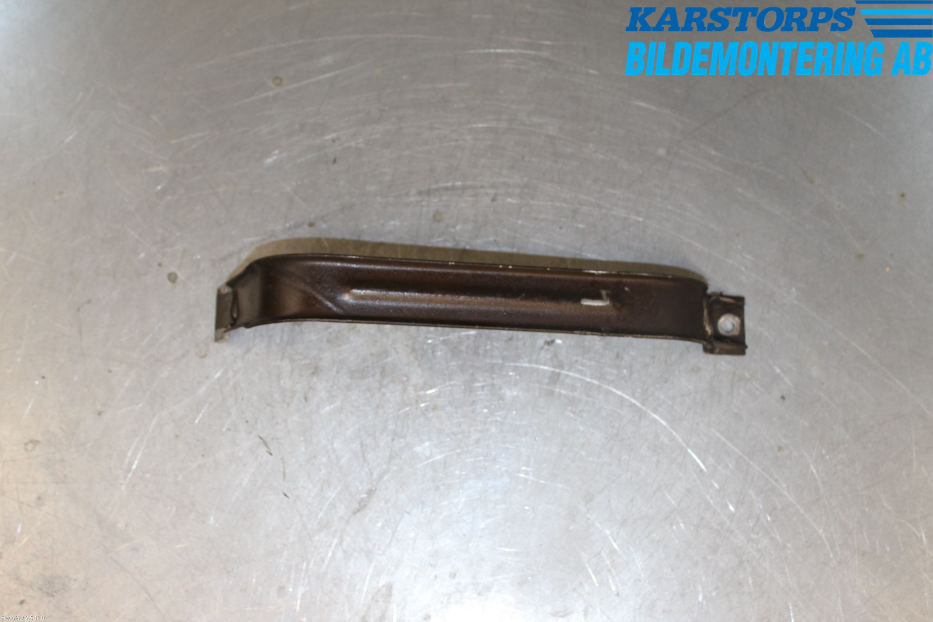 Isuzu D-MAX Bränsletanksband