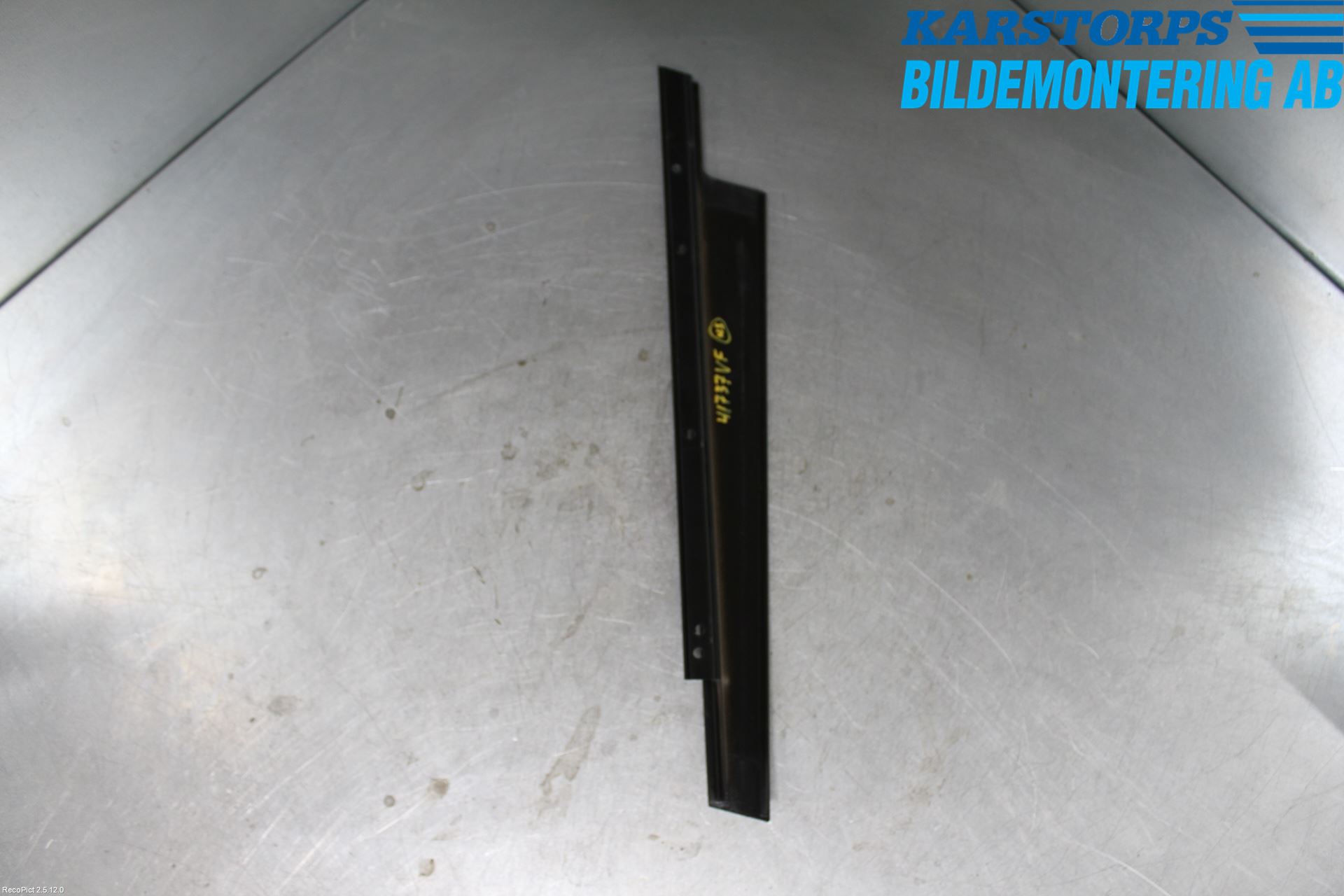 BMW X5 E70 07-13 Dörr Dekorlist Fram Vä