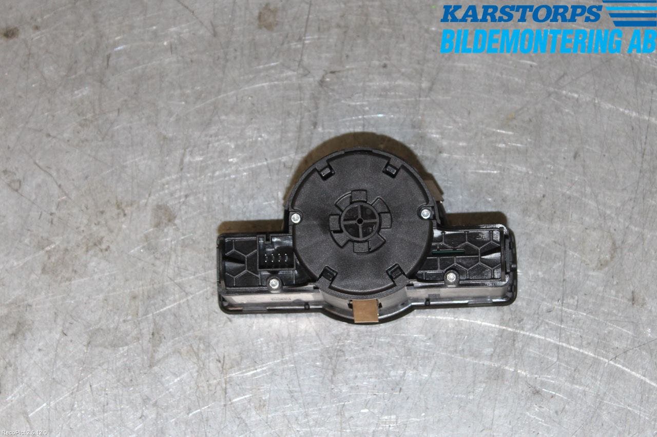 Mercedes-Benz MB A-KLASS (W176) 13-18 Strömställare Ljus