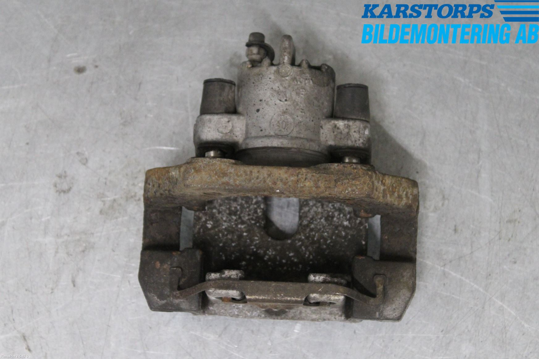 BMW 5 E60/61 Sed/Tou 02-10 Bromsok Bak Höger