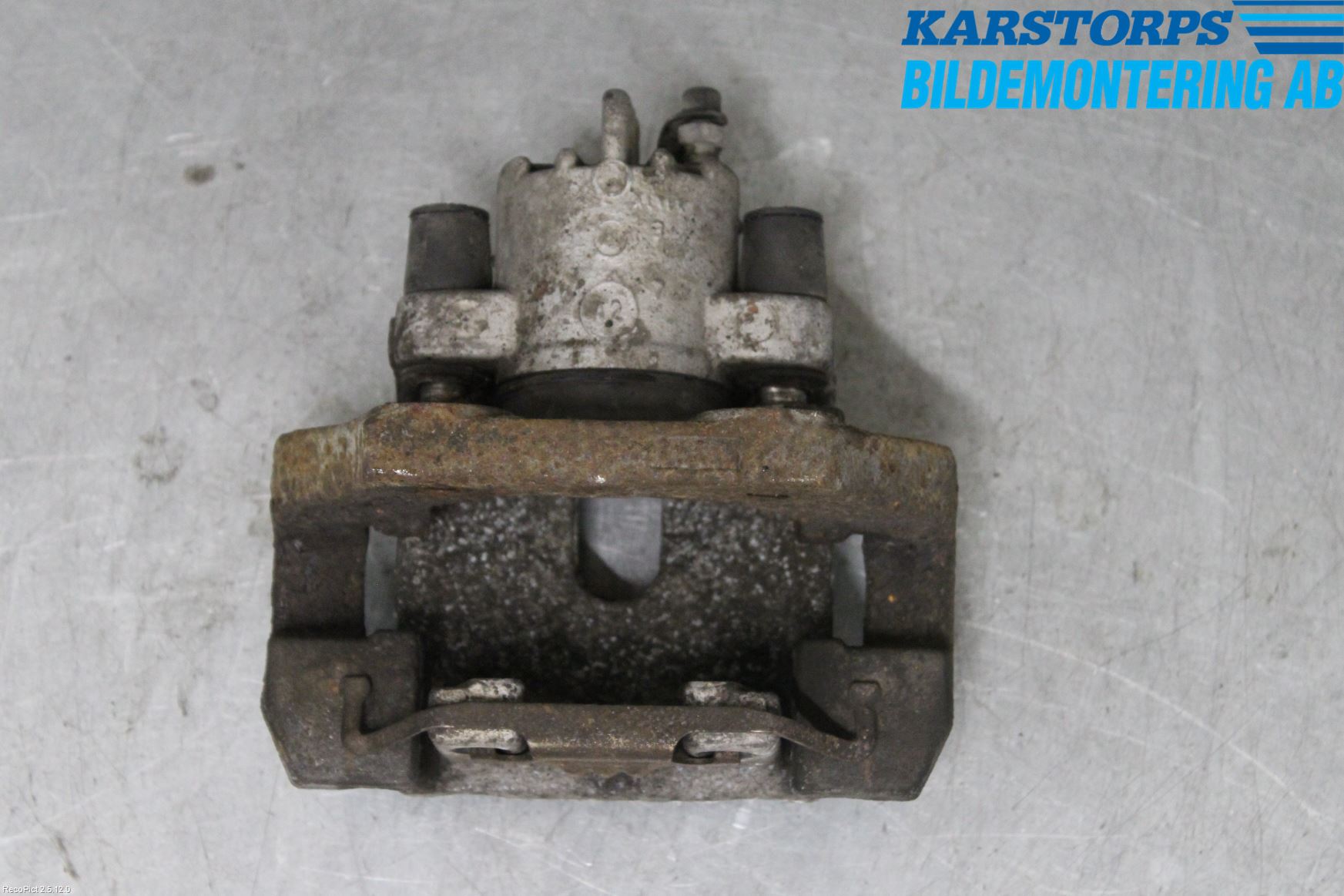 BMW 5 E60/61 Sed/Tou 02-10 Bromsok Bak Vänster