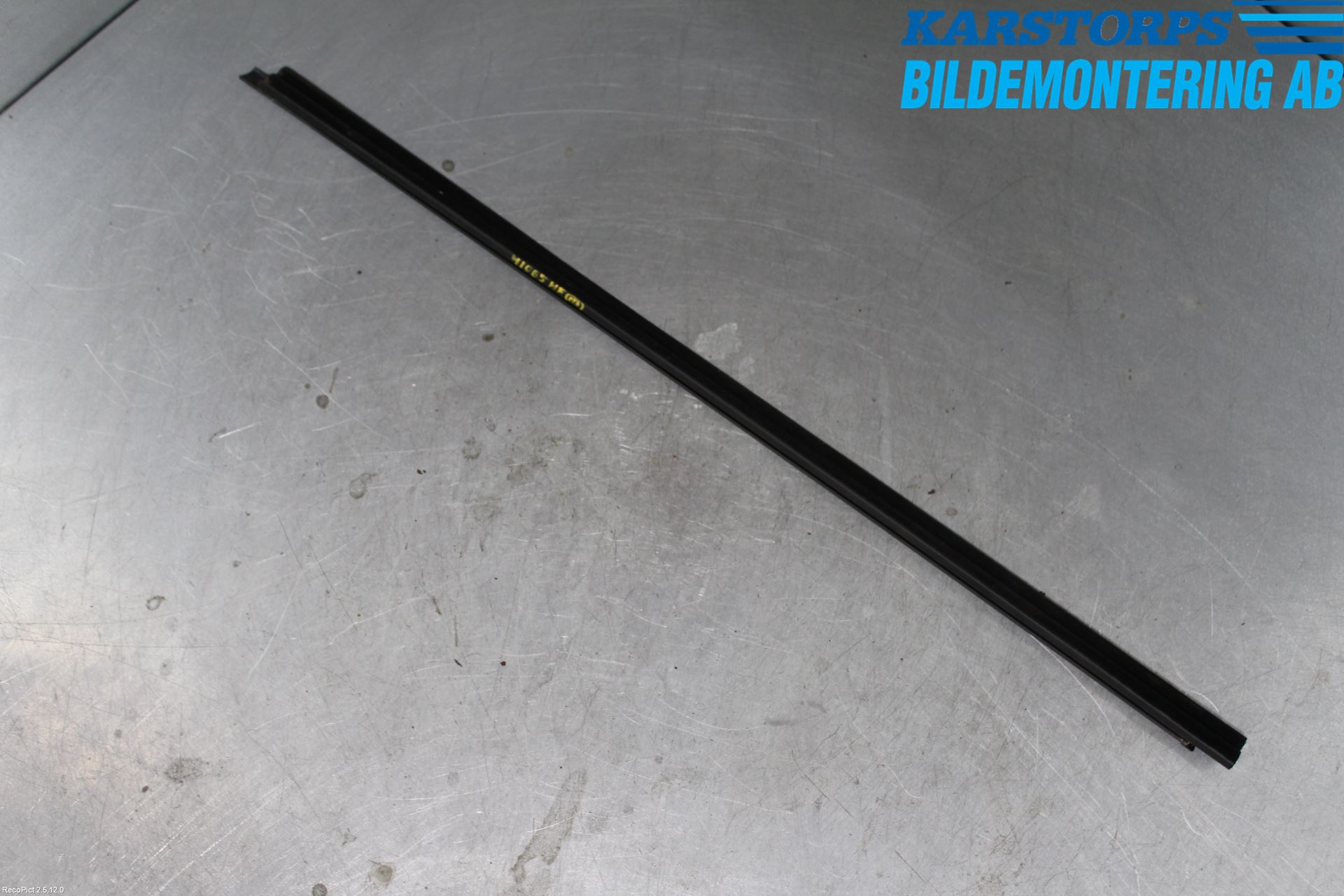 Isuzu D-MAX Dörr Dekorlist Fram Hö