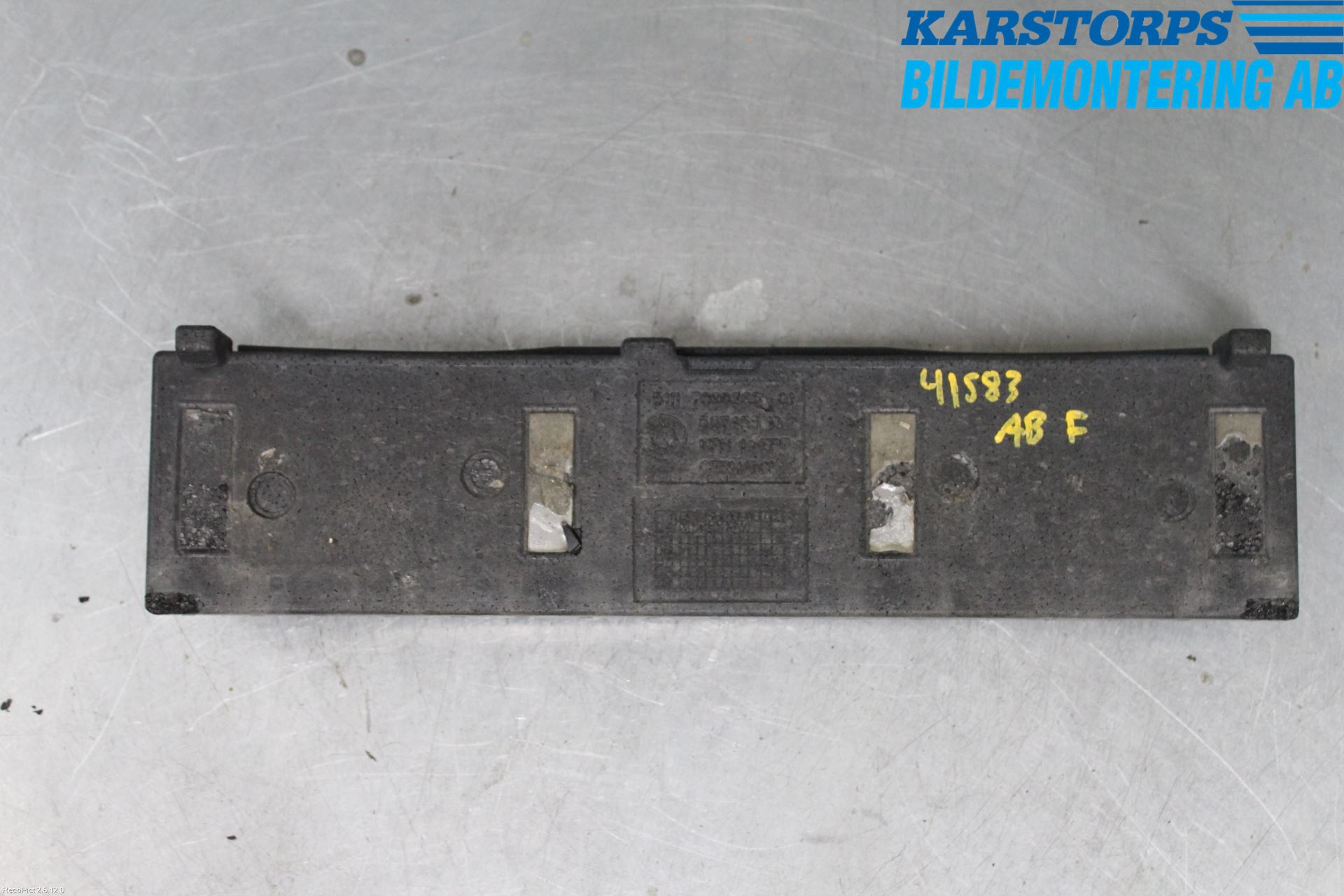 BMW 6 E63/64    02-10 Stötfångar Deformelement Fram