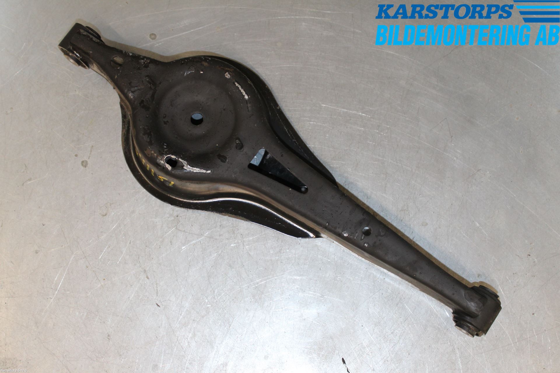 Volvo V70 14-16 Bärarm Bak Höger