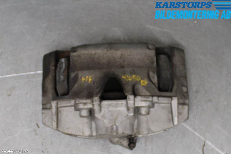 Volvo XC70 14-16 Bromsok Fram Höger