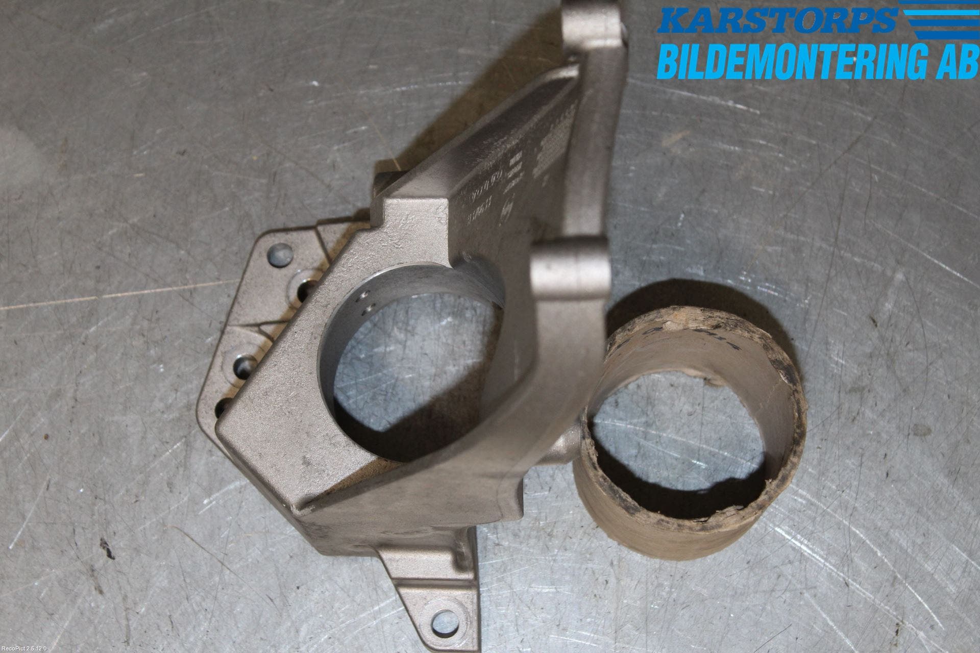 Volvo V60 14-18 Motorfäste