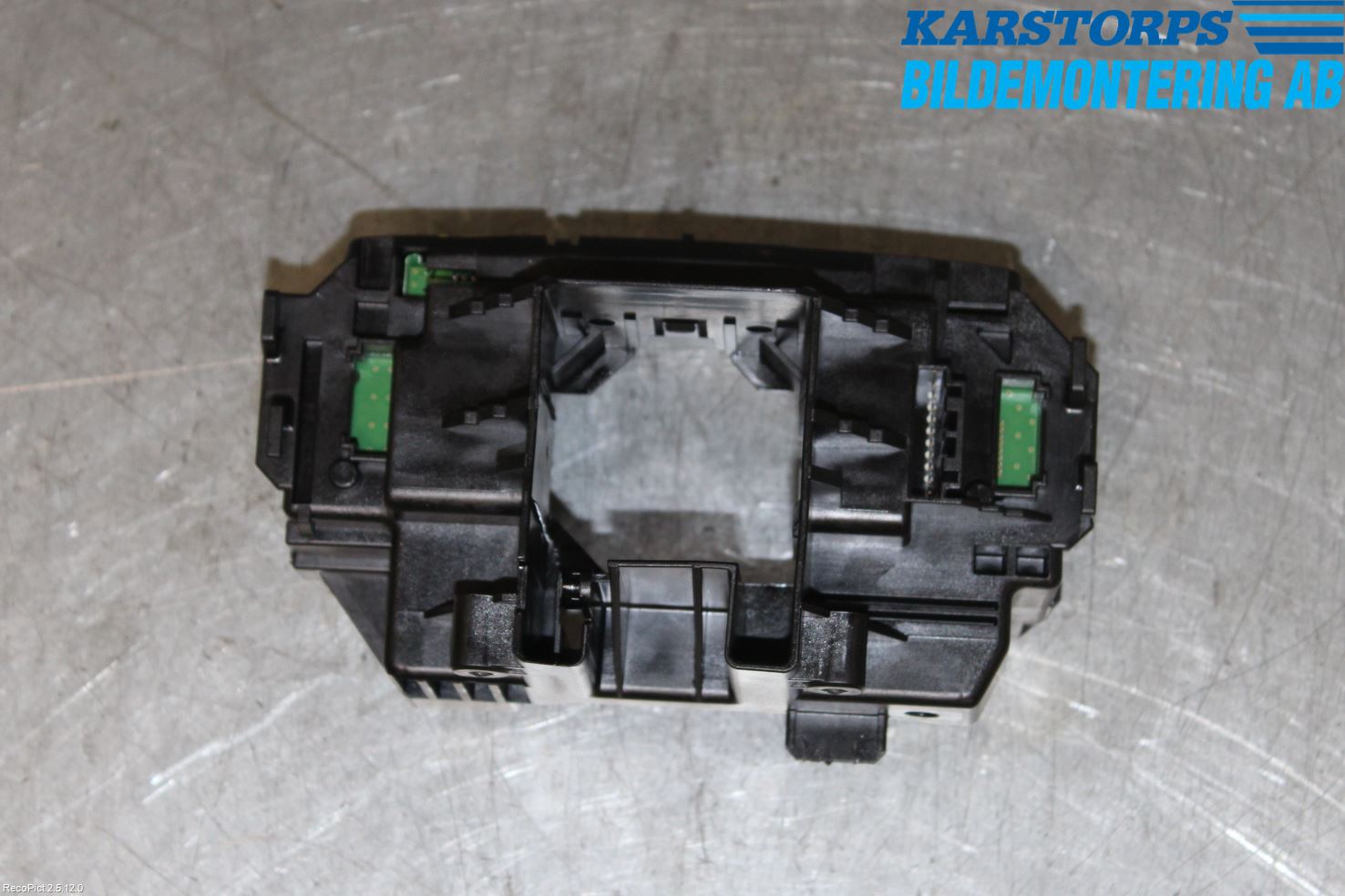 Volvo V60 14-18 Spak Konsoll-Fäste