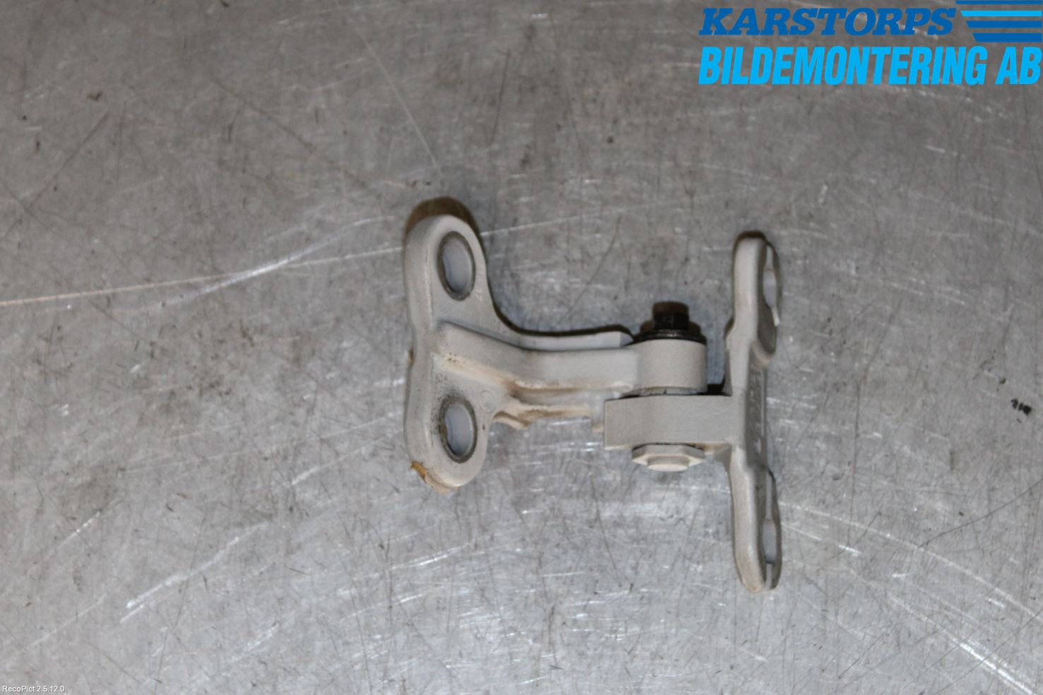 Volvo C30 07-10 Dörrgångjärn