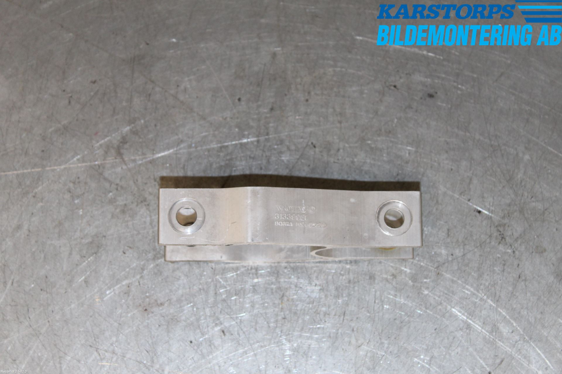 Volvo XC90/RECHARGE 16- Motorfäste