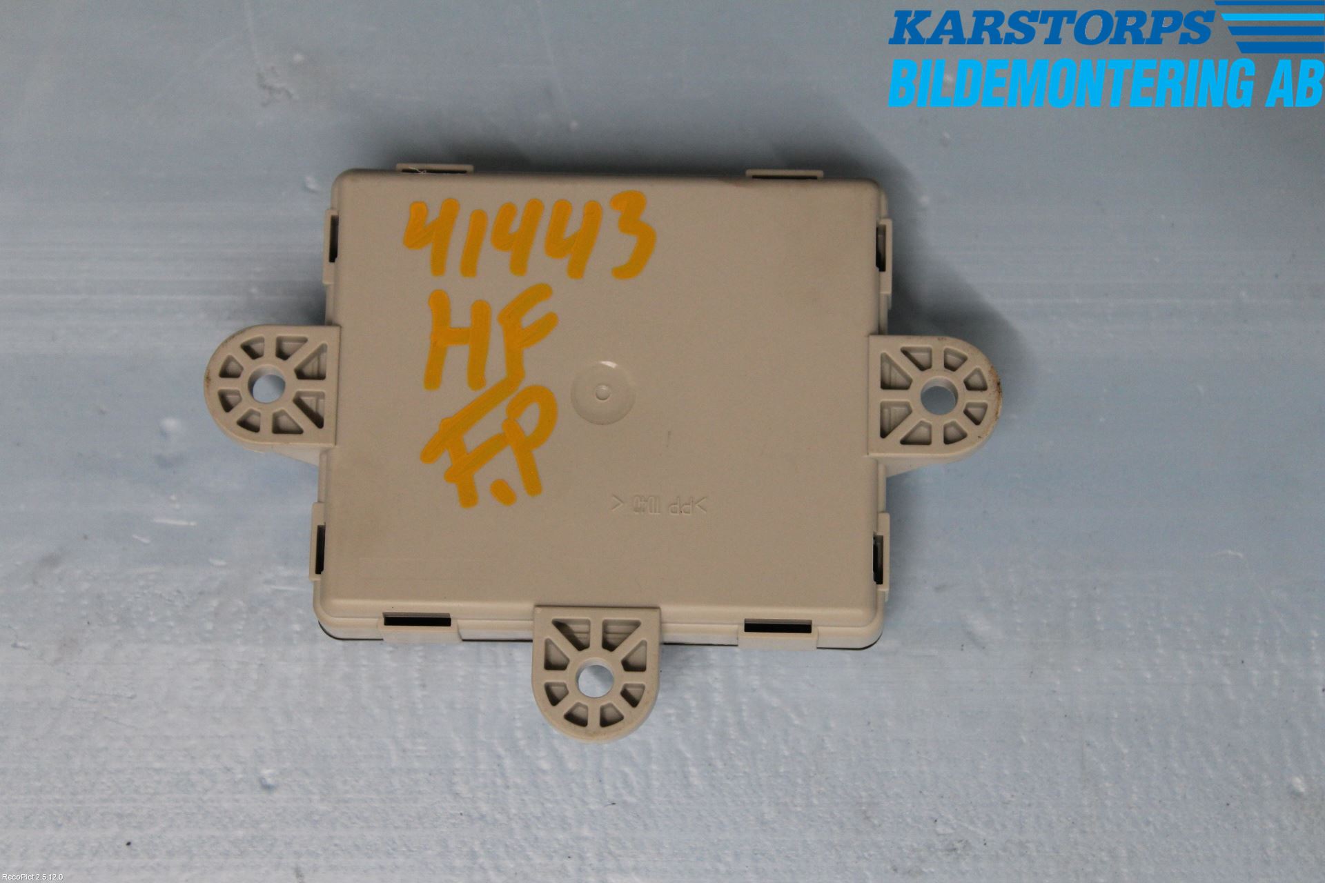 Volvo V60 14-18 Styrenhet Dörr