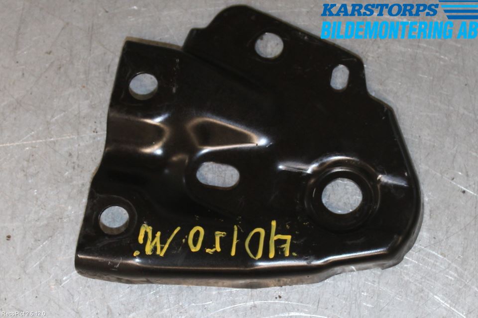 Volvo XC60 14-17 Framvagn Fäste-Kudde