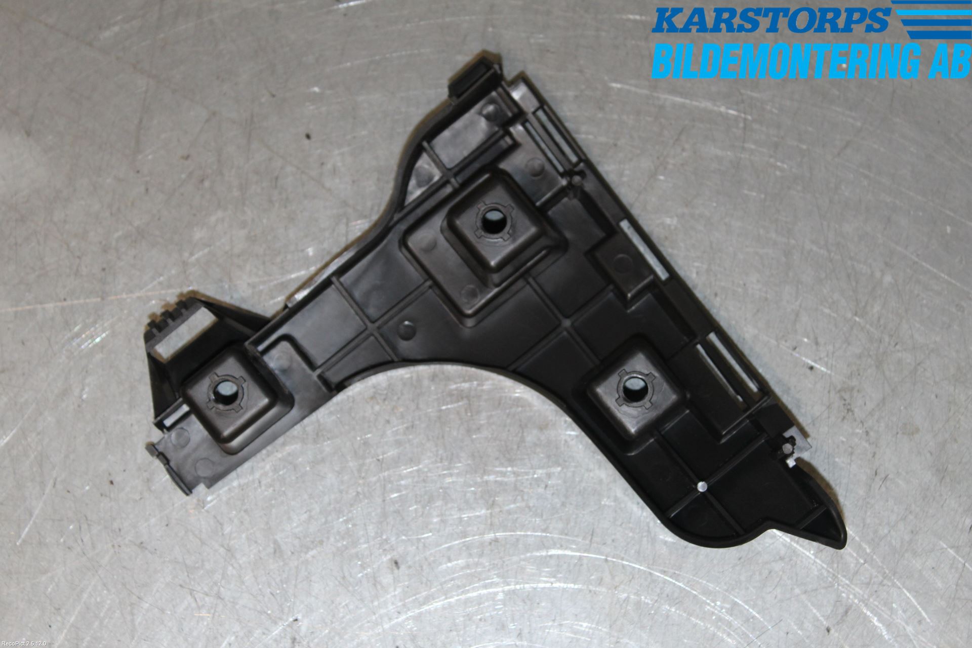 Volvo XC60 14-17 Stötfångarfäste Bak Vä