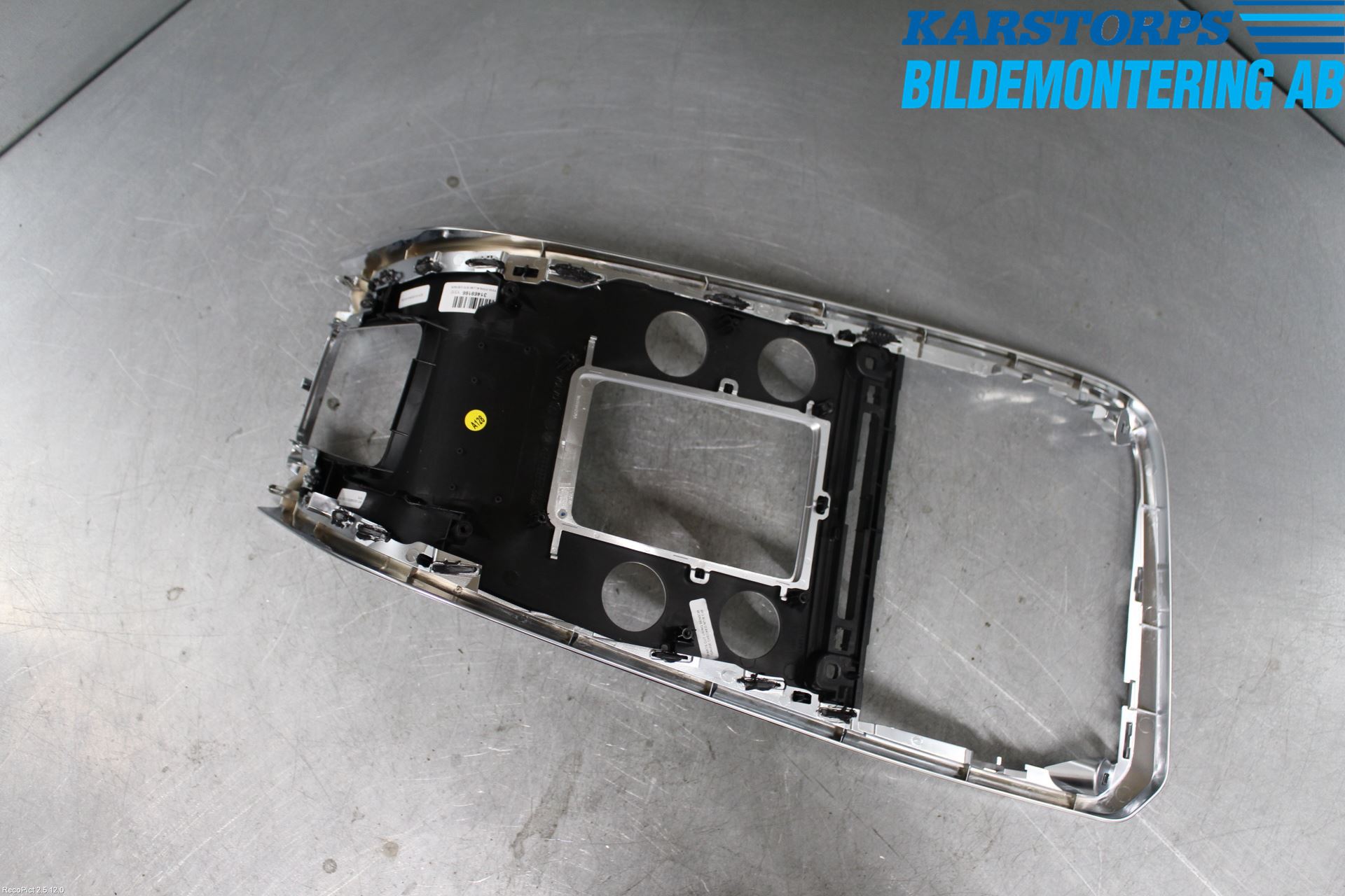 Volvo XC60 14-17 Inr Tunnelfack