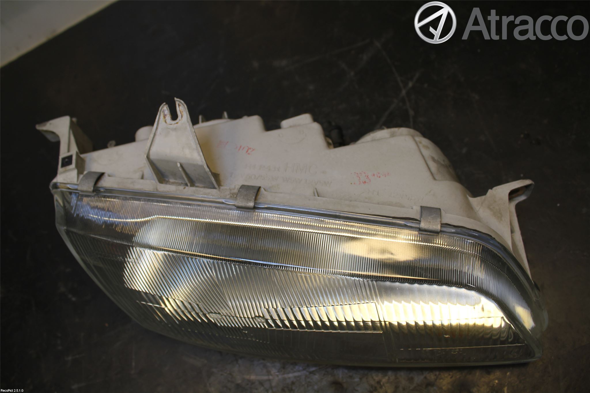 Hyundai H1/STAREX  97-08 Strålkastare Höger