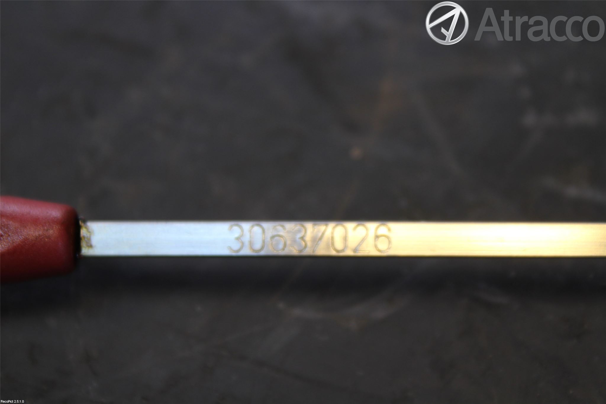 Volvo S40/V40    96-04 Oljesticka