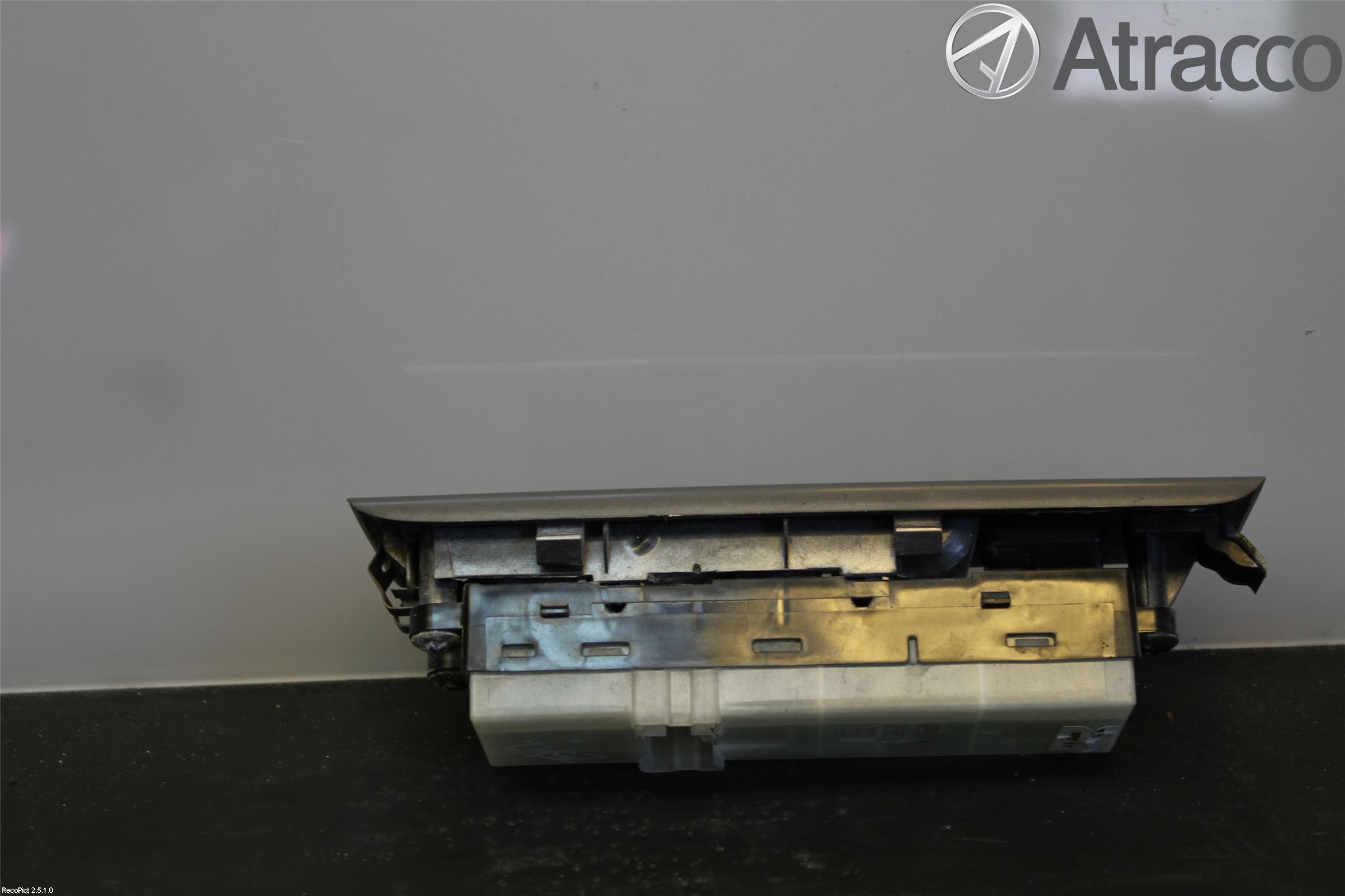 Nissan NAVARA 05-16 Strömställare Elhiss