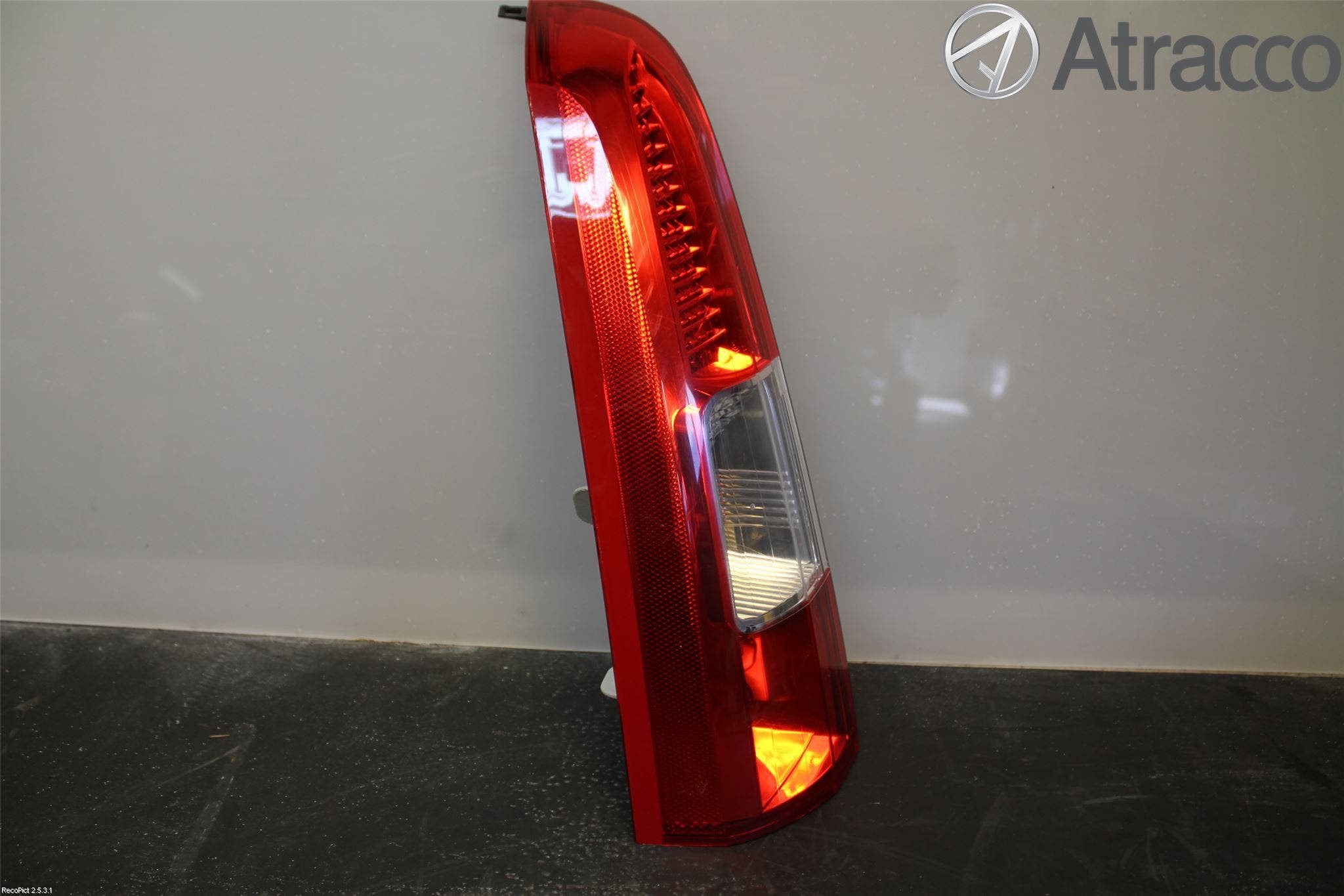 Volvo V70 05-08 Bakljus Vänster