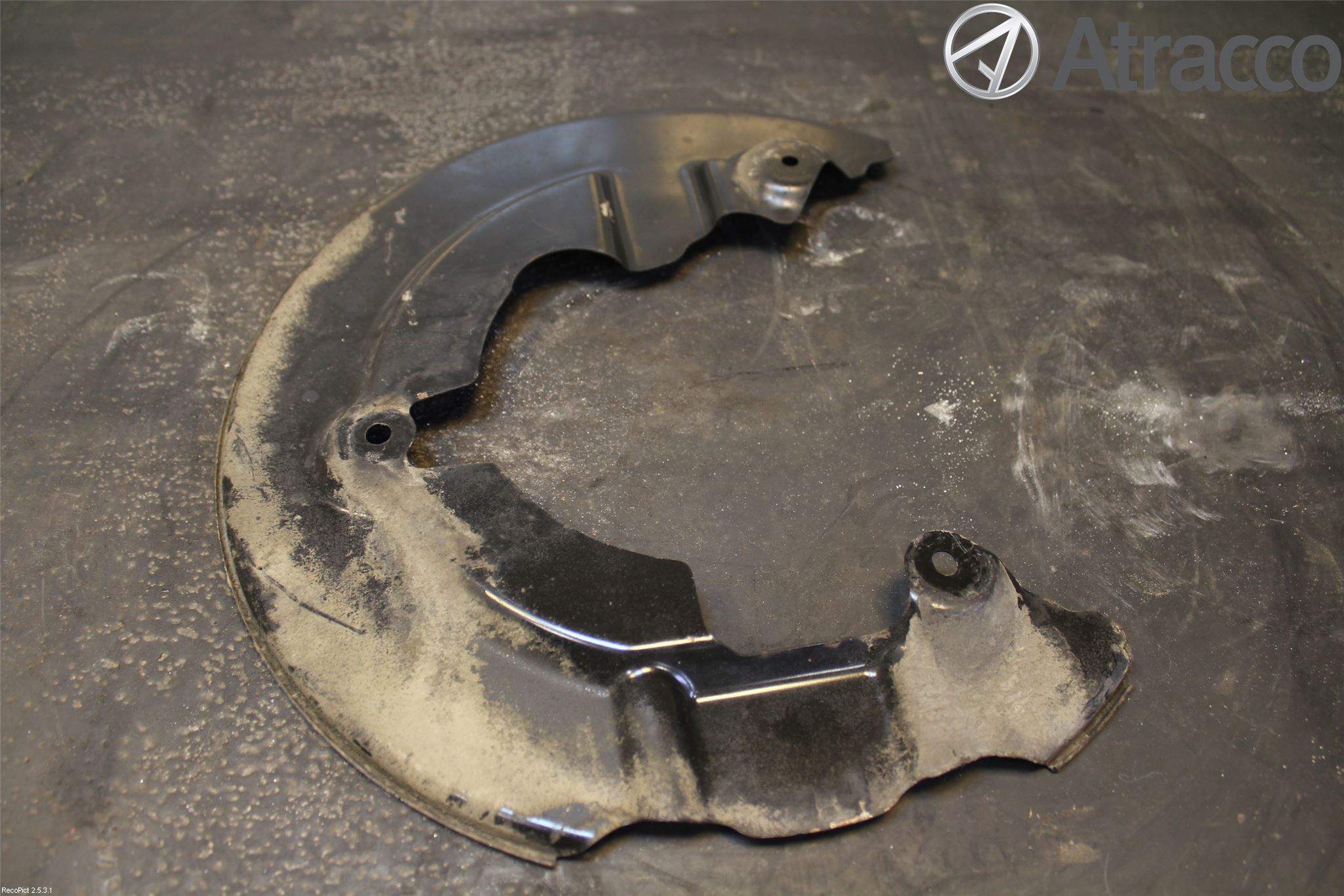 Volvo V40 12-19 Bromssköld Fram