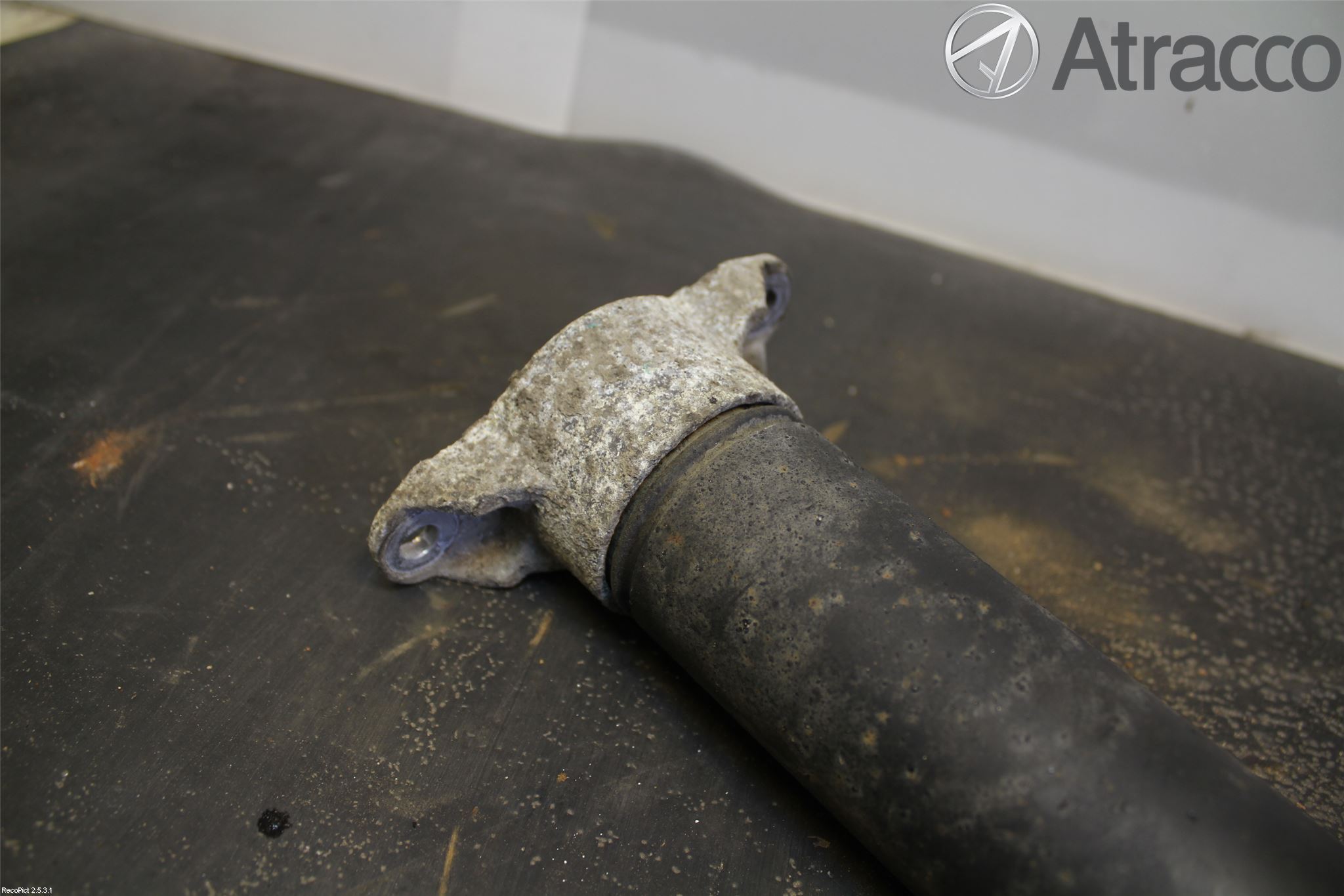 Volvo V40 12-19 Stötdämpare Bak