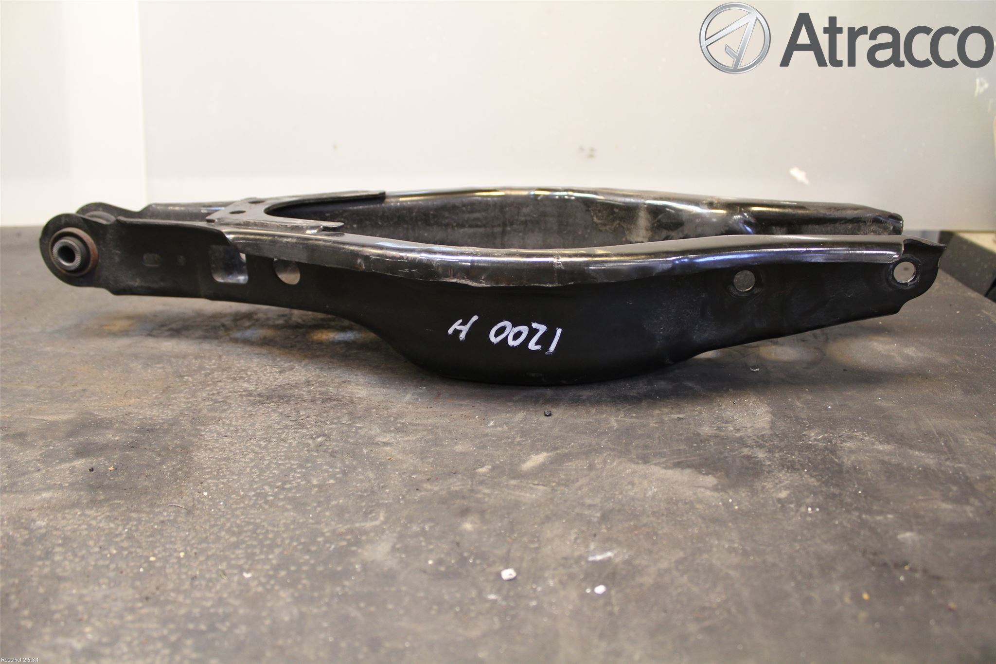 Toyota AURIS 13-19 Bärarm Bak Höger