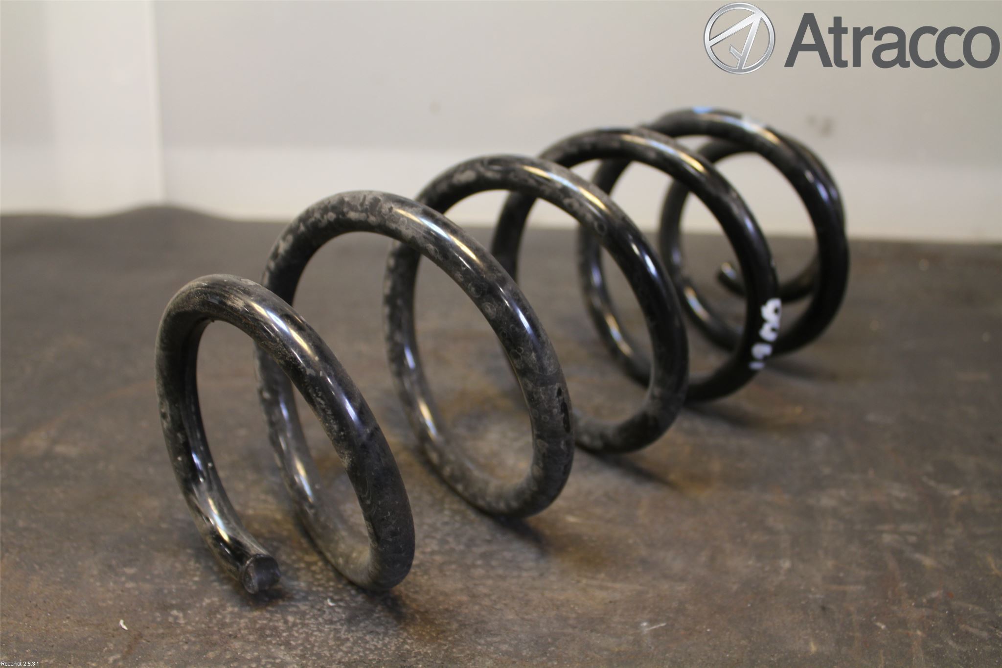 Toyota AURIS 13-19 Fjäder Bak