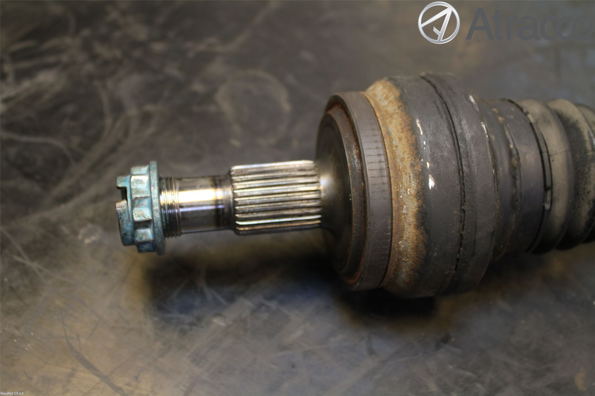 Mercedes-Benz MB E-KLASS (W212) 09-16 Drivaxel Bak Höger