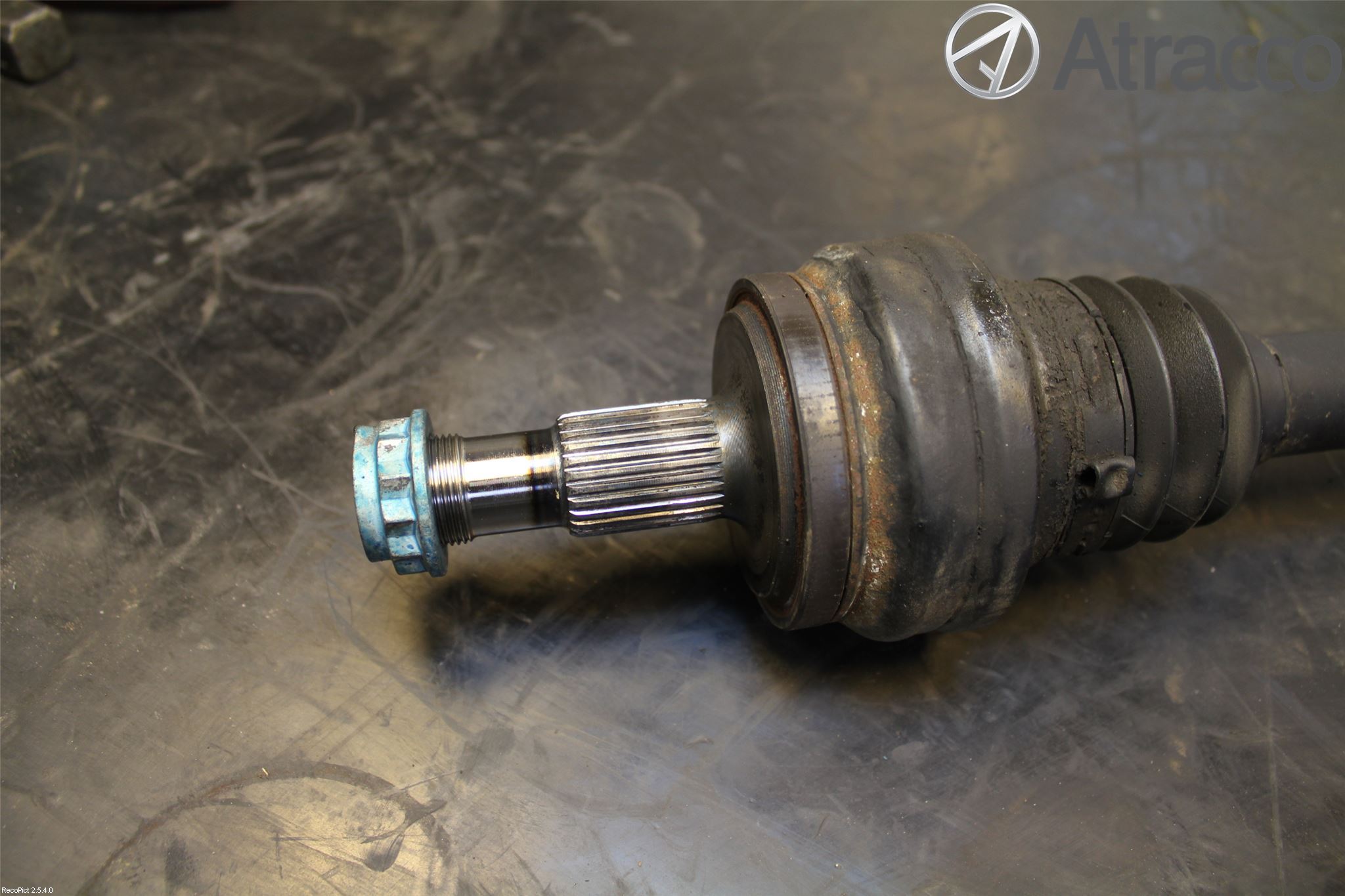 Mercedes-Benz MB E-KLASS (W212) 09-16 Drivaxel Bak Vänster