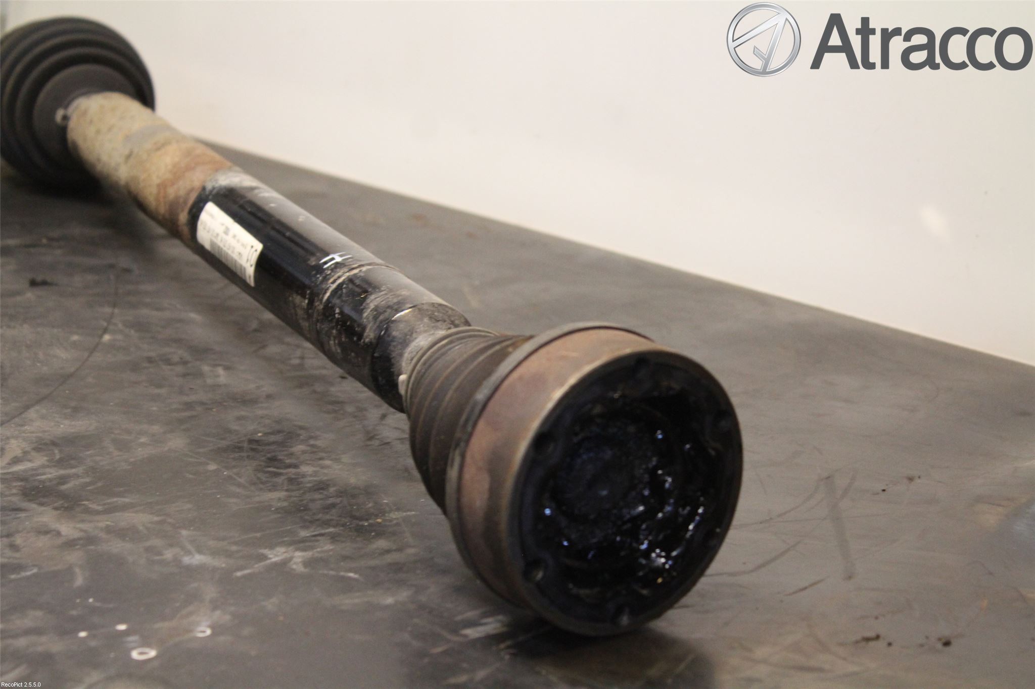Volkswagen VW GOLF V 04-09 Drivaxel Fram Höger